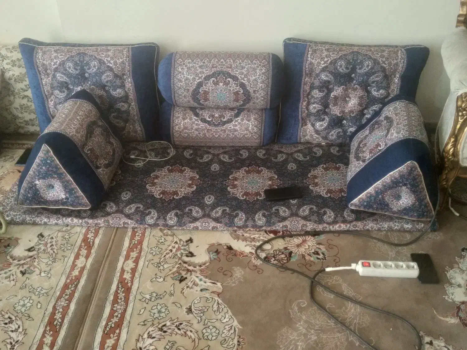 کناره. شیک|رختخواب، بالش، پتو|شهرکرد, |دیوار