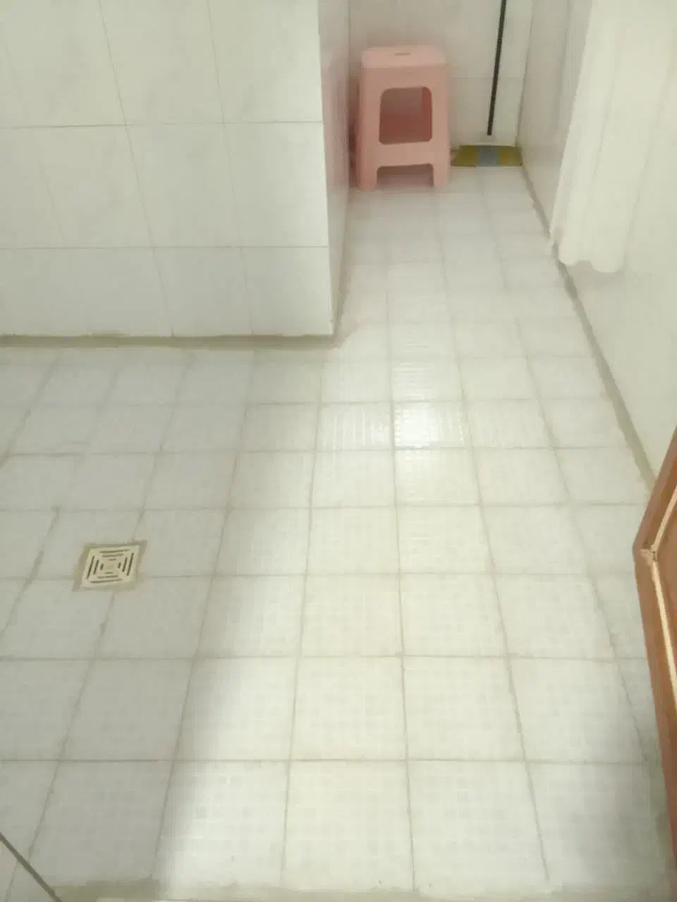 نشت یابی رفع نم، رطوبت، چکه دستگاه نقطه زن|خدمات پیشه و مهارت|خرم‌آباد, |دیوار