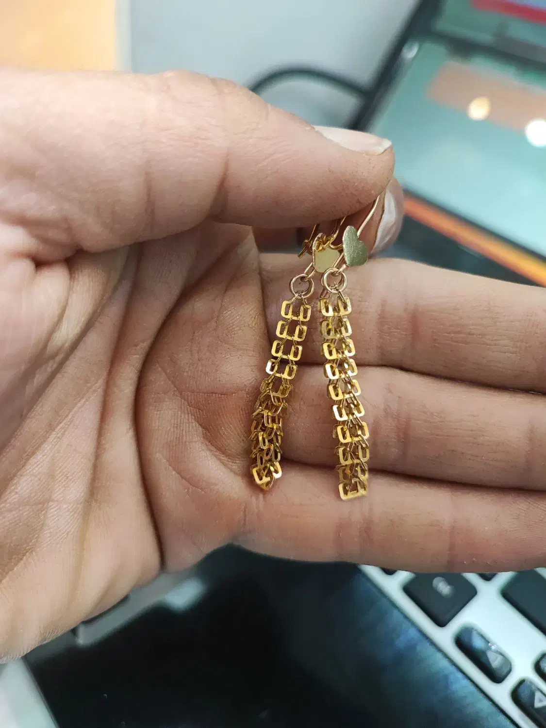 طلا در حد نو|جواهرات|یزد, |دیوار