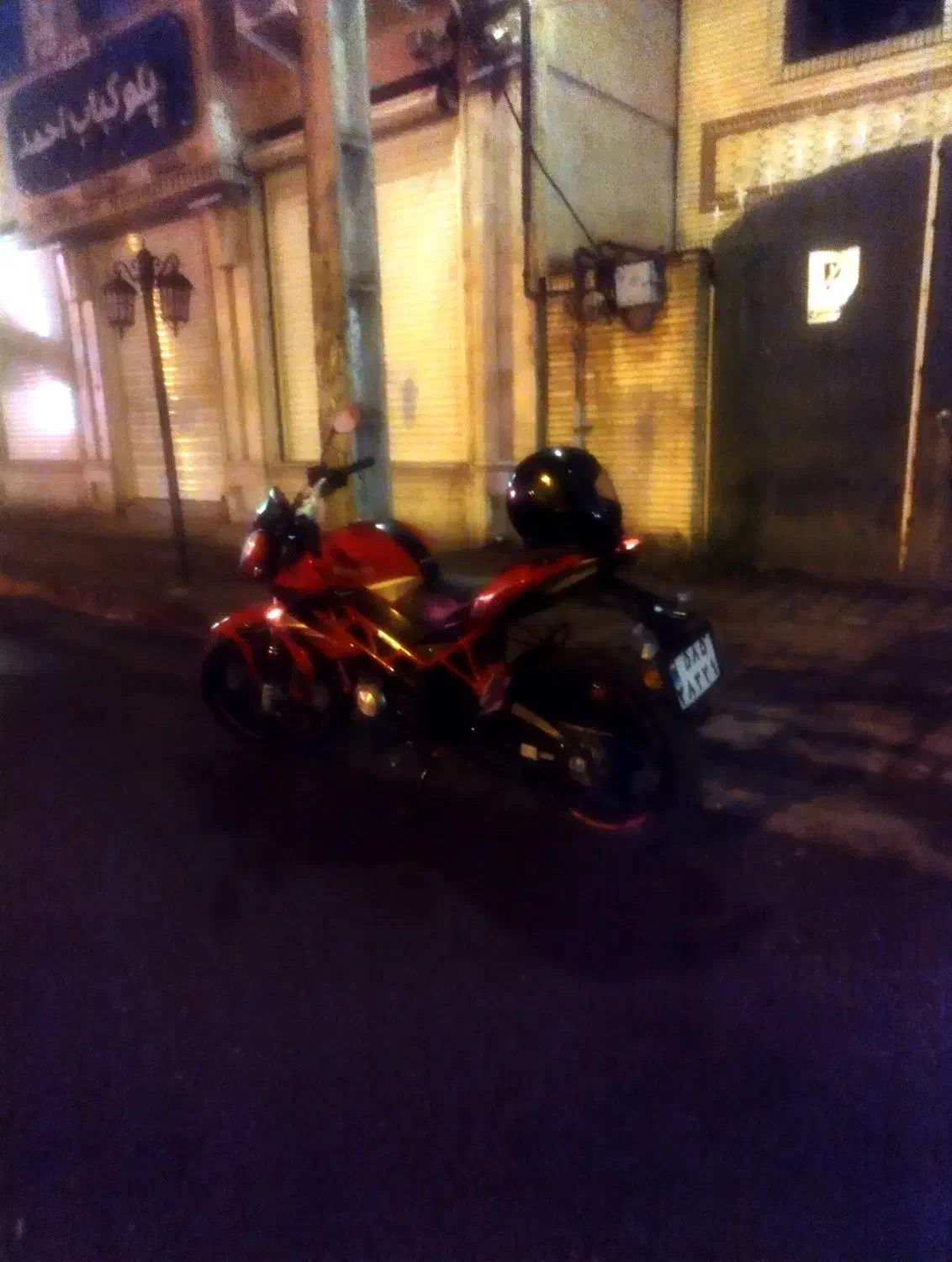 بنلی ۱۵۰ نیوفیس|موتورسیکلت|رشت, پیله داربن|دیوار