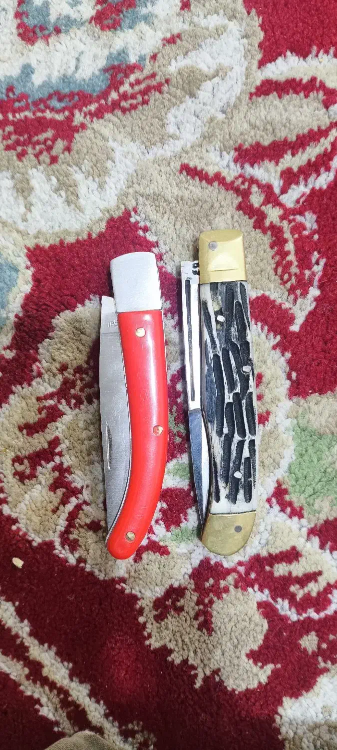 دوتا چاقو اندزه کف دست|کلکسیون اشیاء عتیقه|اهواز, سیاحی(سه راه خرمشهر)|دیوار