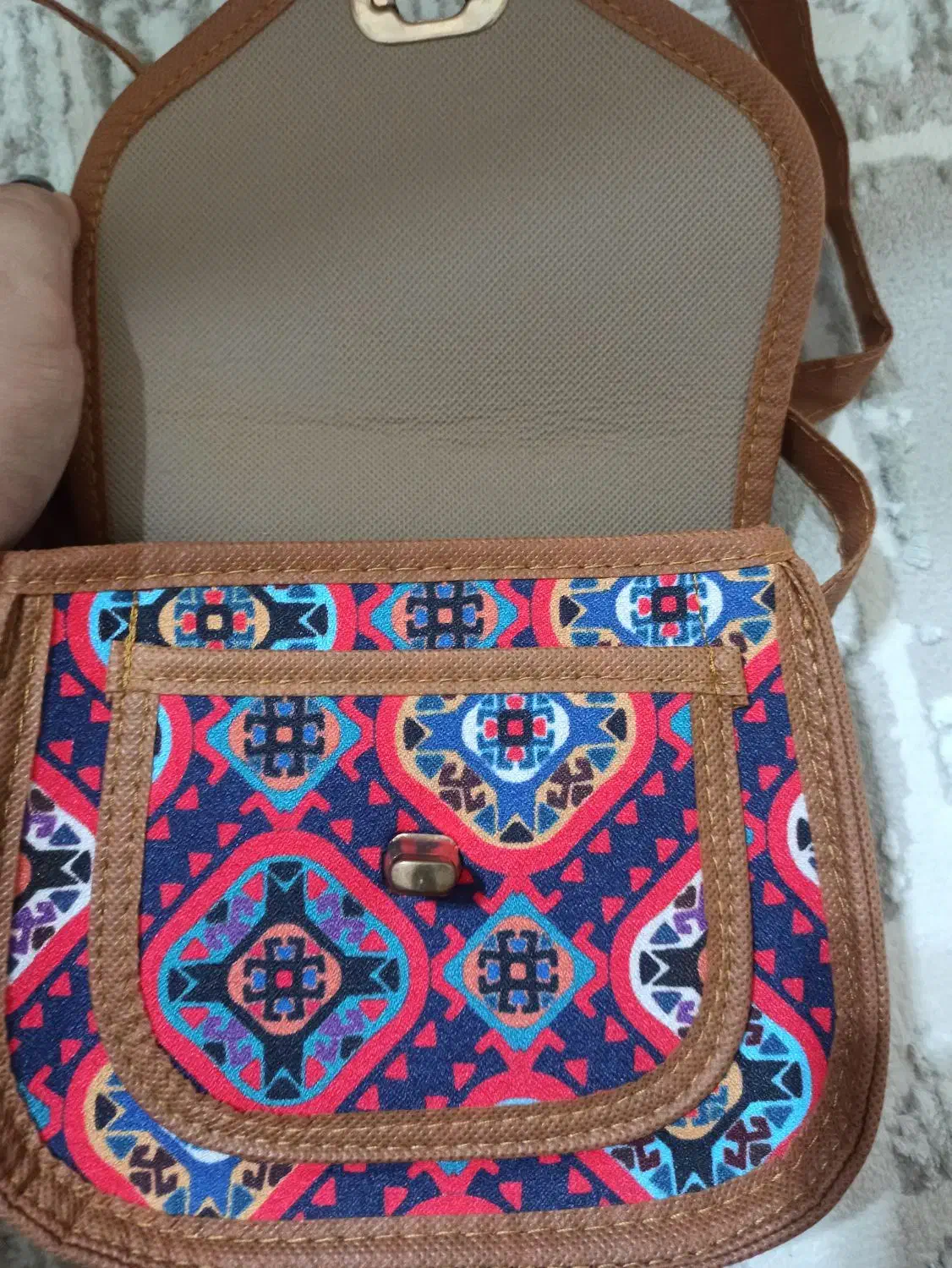 کیف|کیف، کفش، کمربند|اردبیل, |دیوار