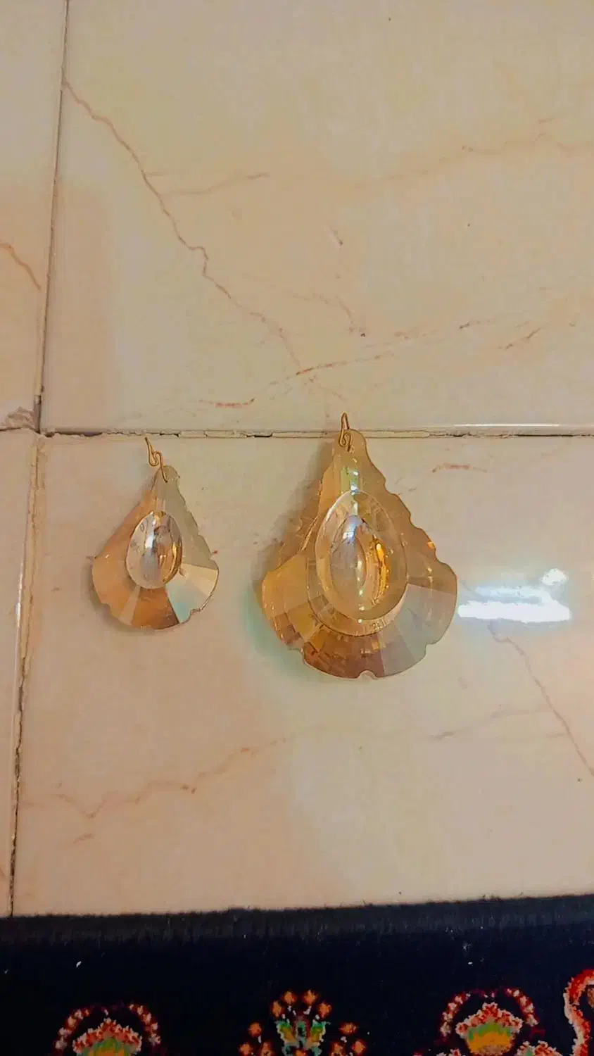 کریستال لوستر در حد نو|لوستر و چراغ آویز|تهران, والفجر (افسریه)|دیوار