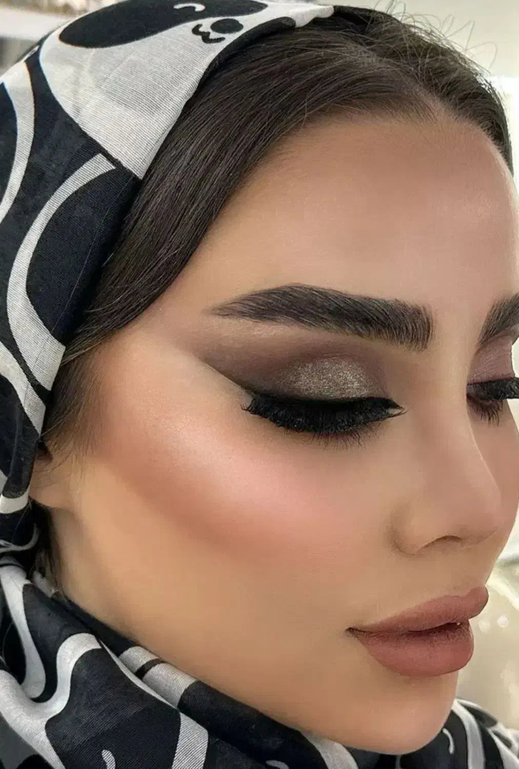 میکاپ شنیون فیبروز|خدمات آرایشگری و زیبایی|هشتگرد, ینگی امام|دیوار