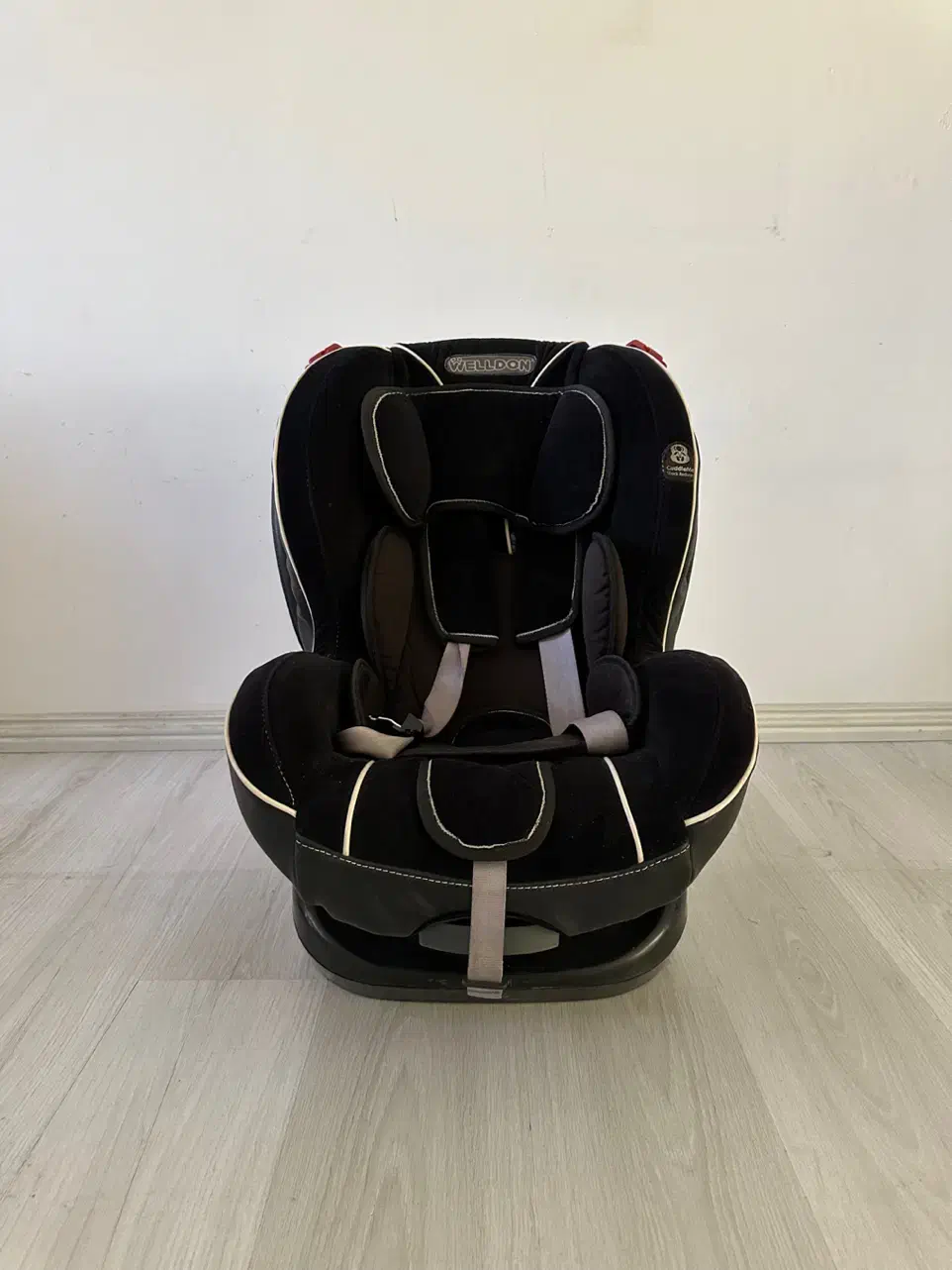 صندلی غذا و صندلی ماشین کودک|تخت و صندلی بچه|مشهد, سجاد شهر|دیوار