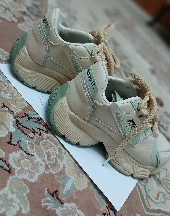 کفش کتانی دخترانه|کیف، کفش، کمربند|ارومیه, |دیوار