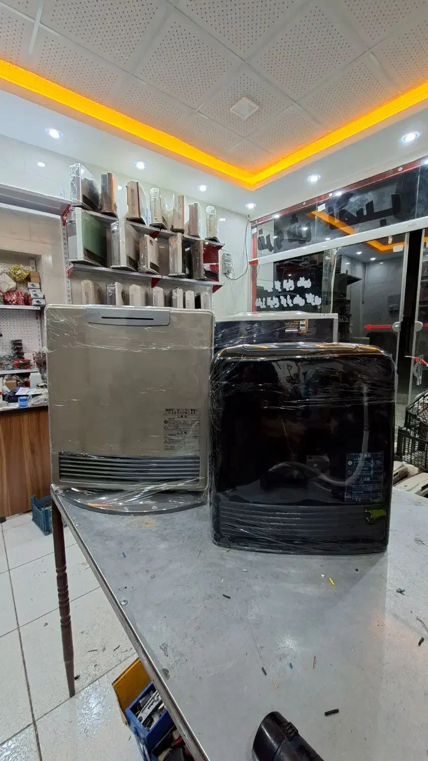 بخاری استوک ژاپنی ۴ هزار|بخاری، هیتر، شومینه|فرخ‌شهر, |دیوار