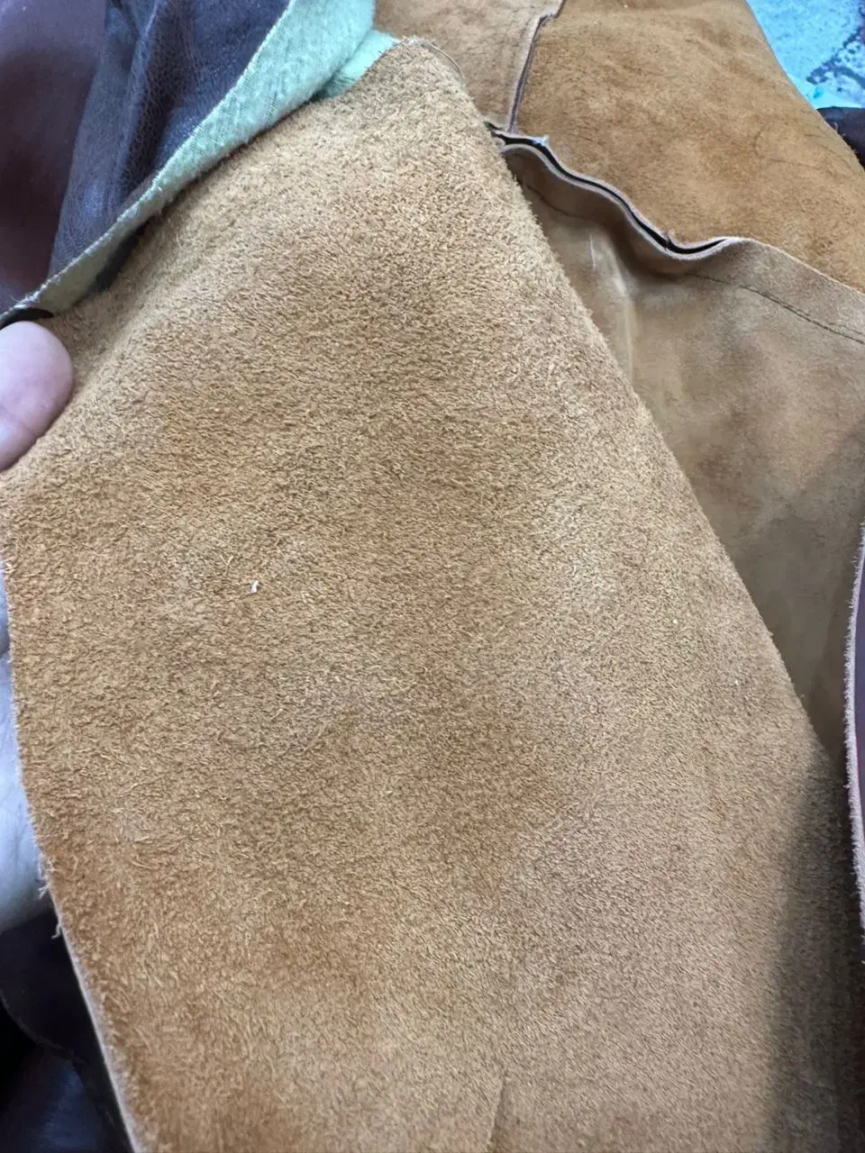 تکه های پارچه چرم مبل|خدمات پیشه و مهارت|تهران, زرکش|دیوار