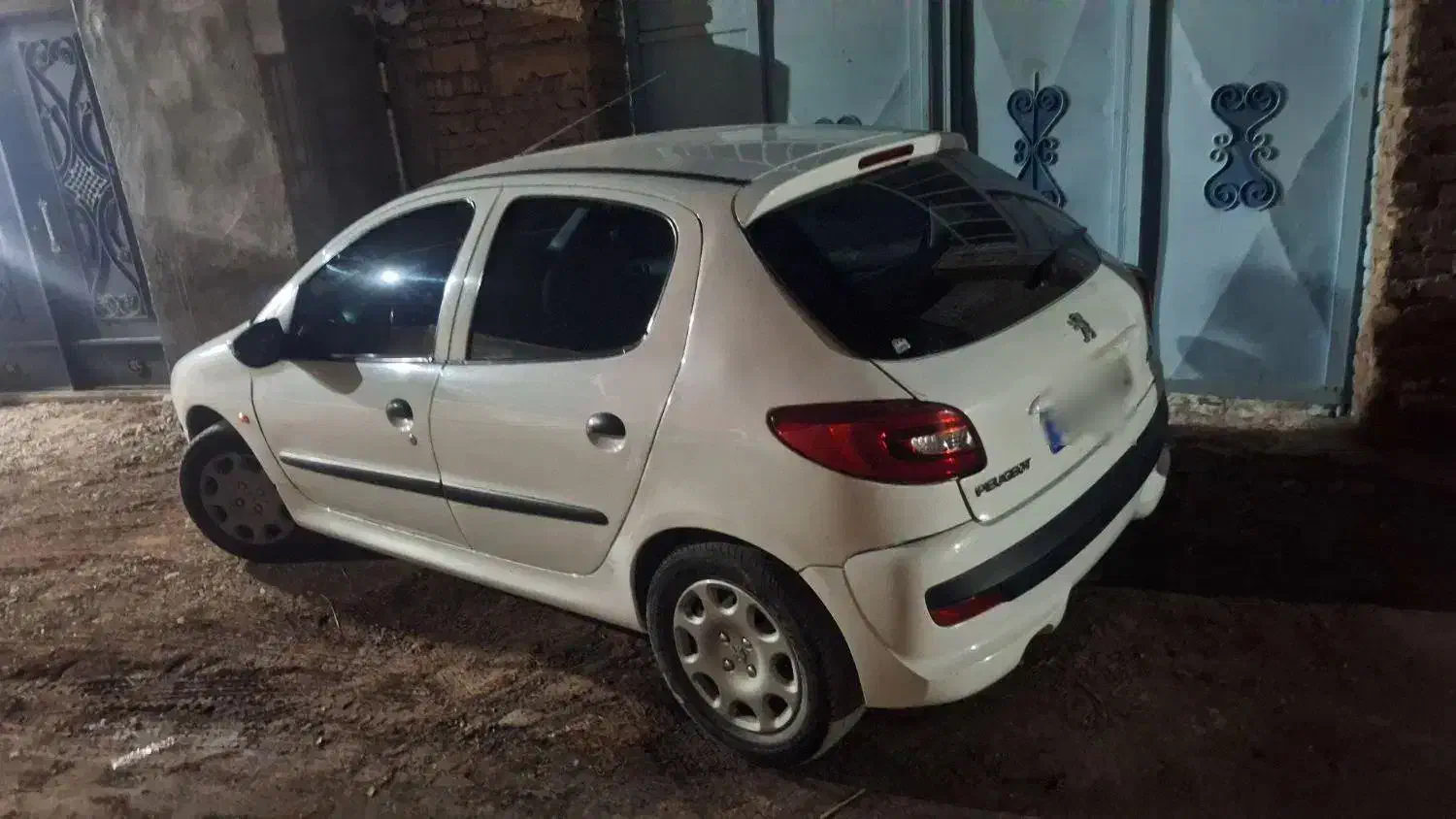 ۲۰۶مدل۹۲|خودرو سواری و وانت|مرند, |دیوار