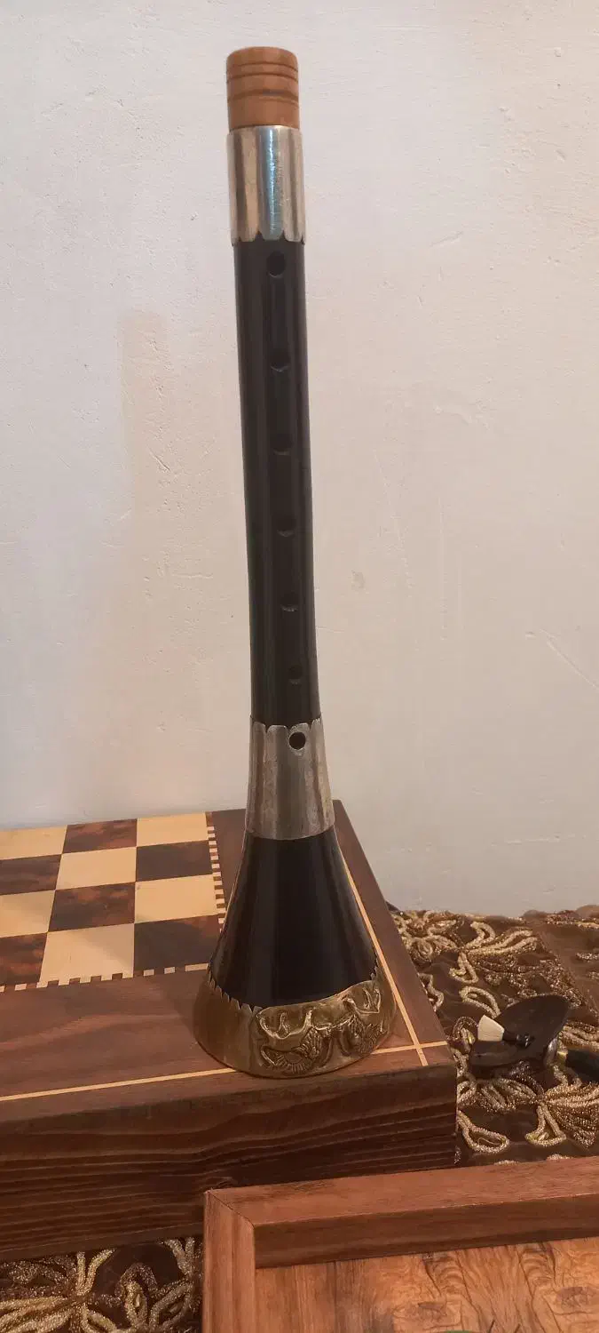 ساز سرنا قدمت دار|سازهای سنتی|اراک, |دیوار