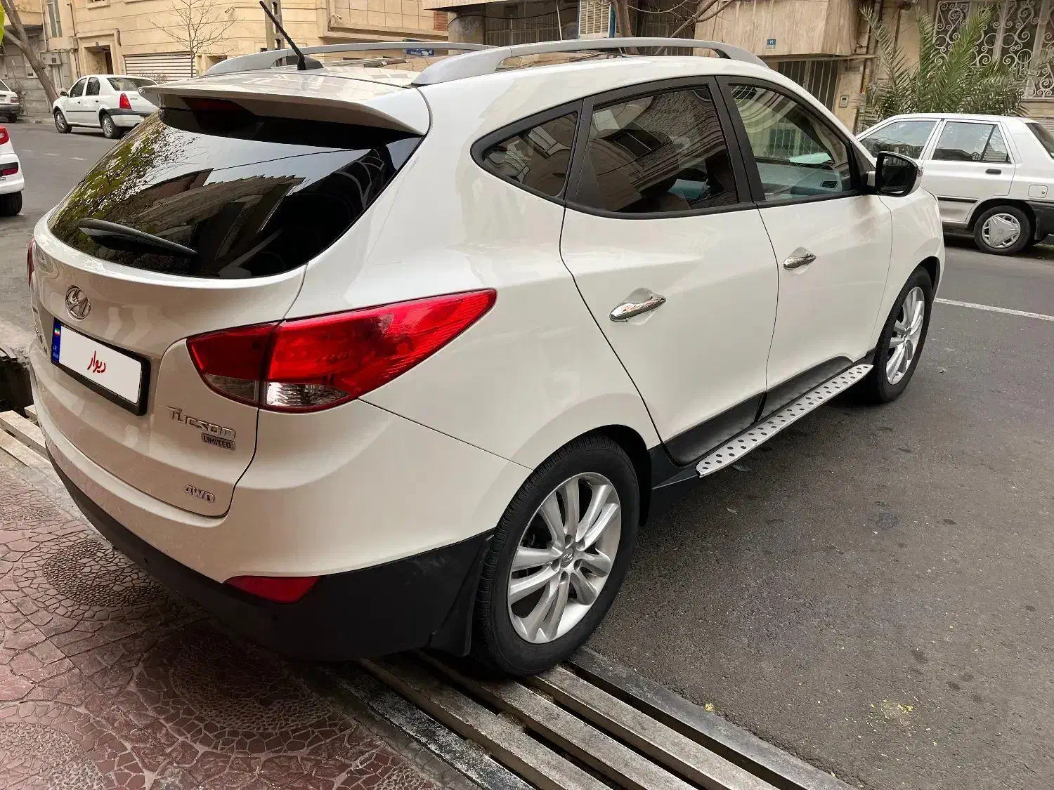 توسان ۲۰۱۳ سفید فول کامل. فنی بدون خرج|خودرو سواری و وانت|تهران, جمالزاده|دیوار