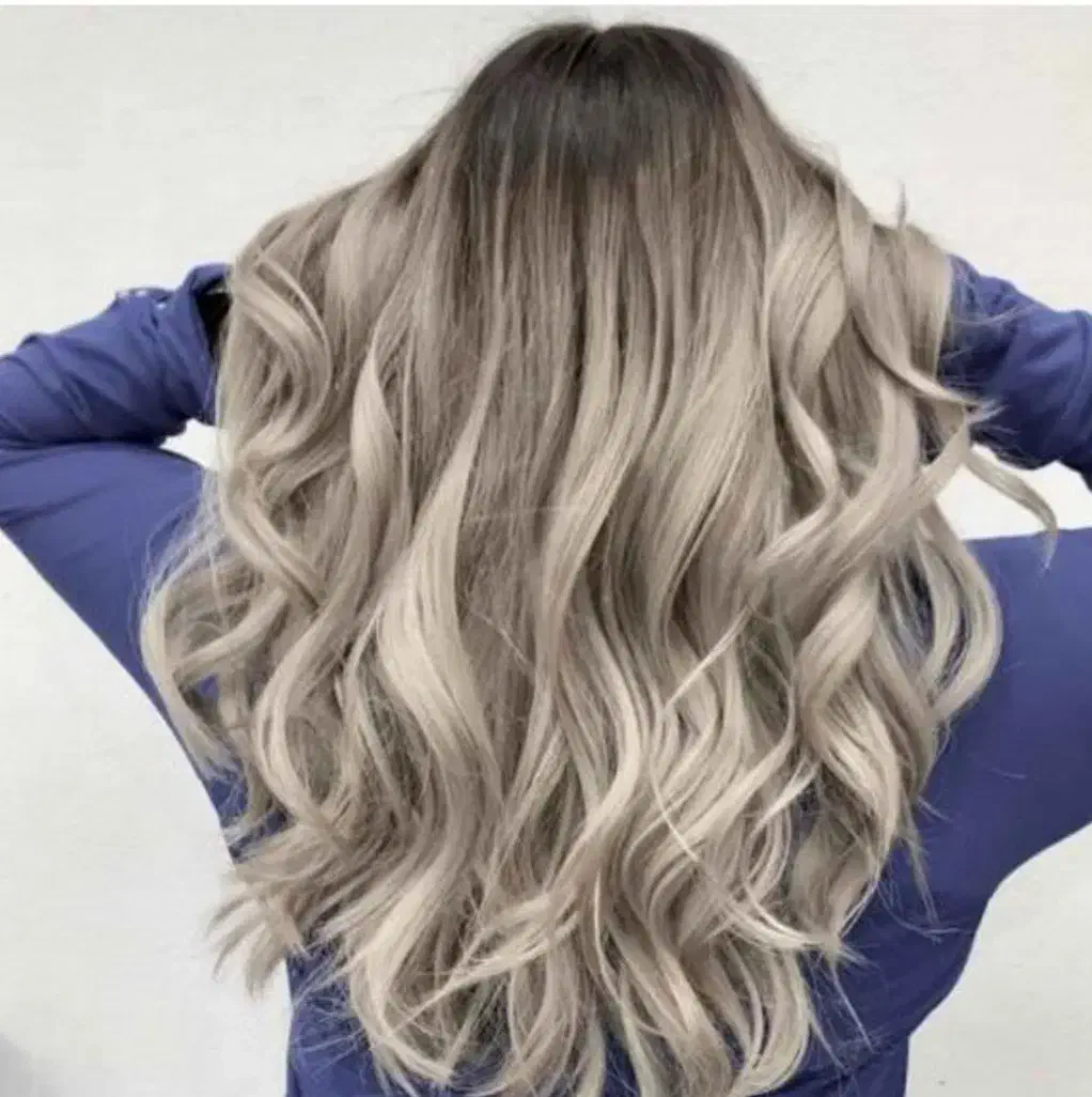 همکاری با آرایشگر ماهر و باتجربه و با سابقه کار|استخدام درمانی، زیبایی، بهداشتی|نظرآباد, نظرآباد|دیوار