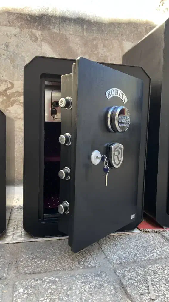 بزرگترین مرکزخرید گاوصندوق روهینا وغیره|ابزارآلات|بندرعباس, |دیوار