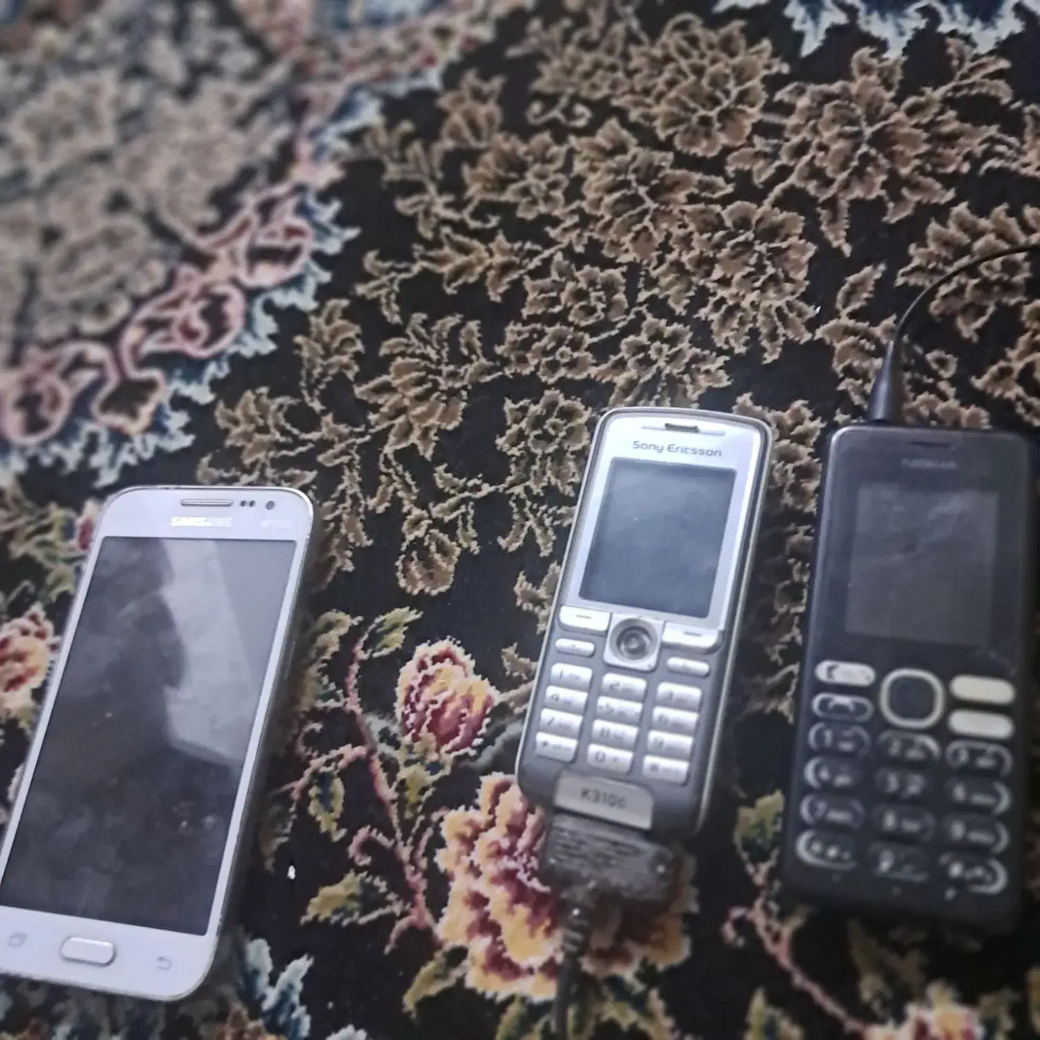 ۳تا گوشی|موبایل|تهران, شکوفه (عبدل آباد)|دیوار