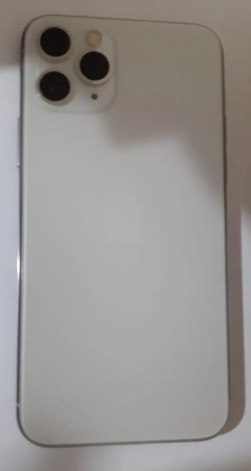 ایفن ۱۱ پرو ۲۵۶ گیگ ، شهرکرد|موبایل|بن, |دیوار