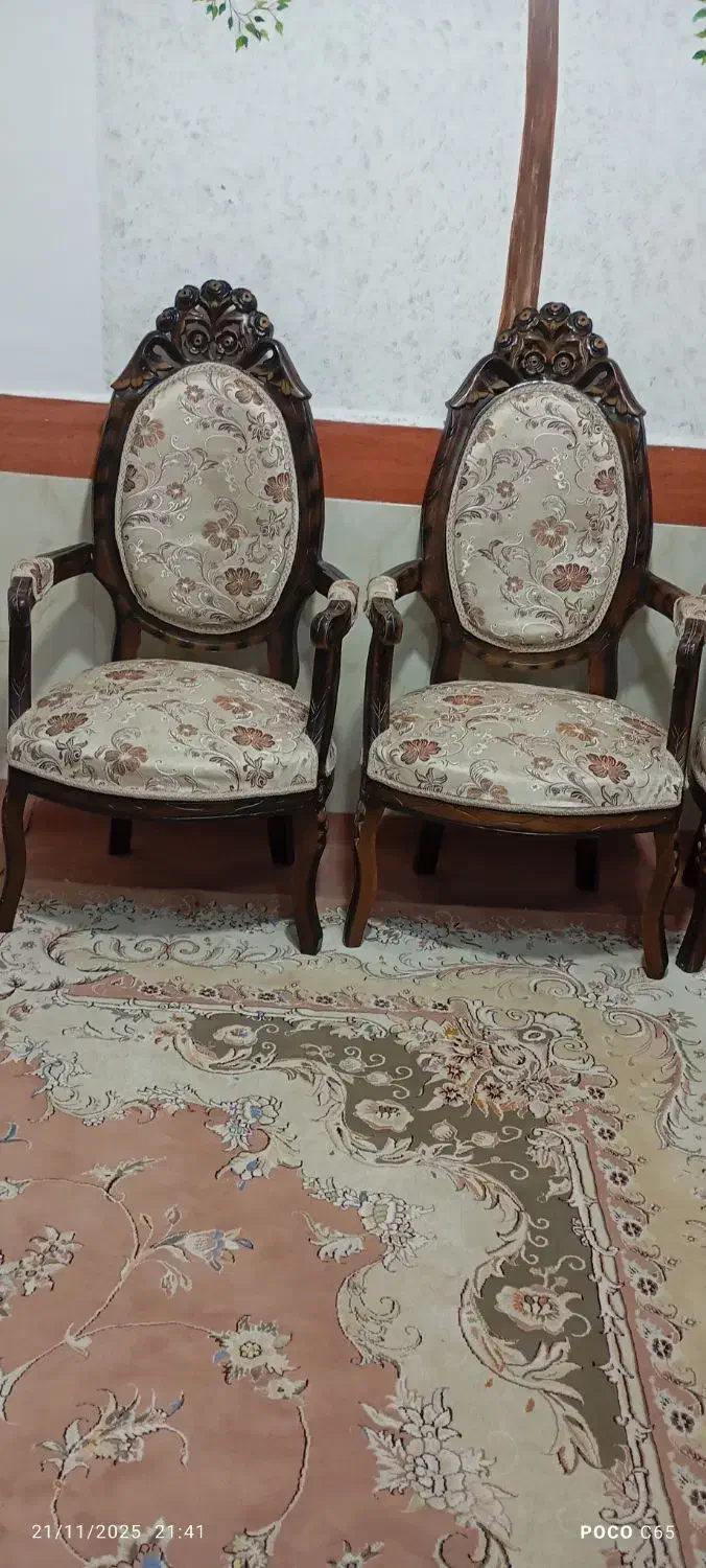 مبل ۹نفره چوب راش|مبلمان خانگی و میز عسلی|سبزوار, شرق کال عیدگاه|دیوار