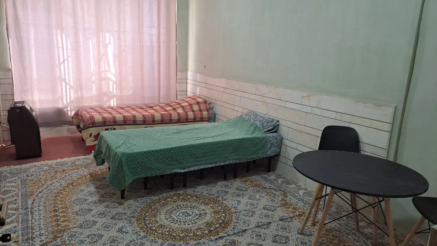 اجاره سوئیت واتاق در مهمانسرا لوکیشن عالی|اجارهٔ کوتاه‌مدت آپارتمان و سوئیت|سیرجان, |دیوار