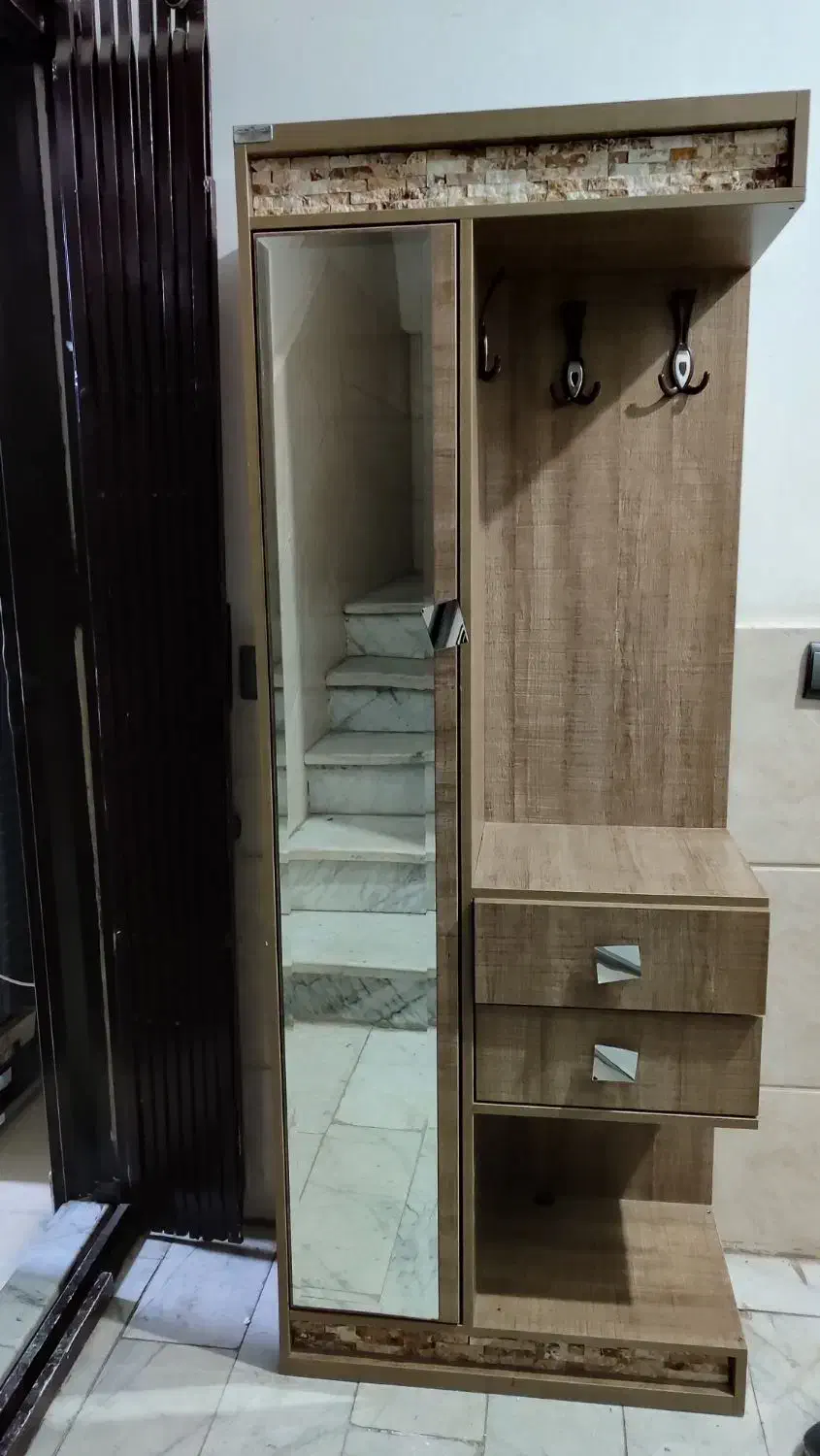 جاکفشی|جاکفشی، کمد، دراور|فردوسیه, |دیوار