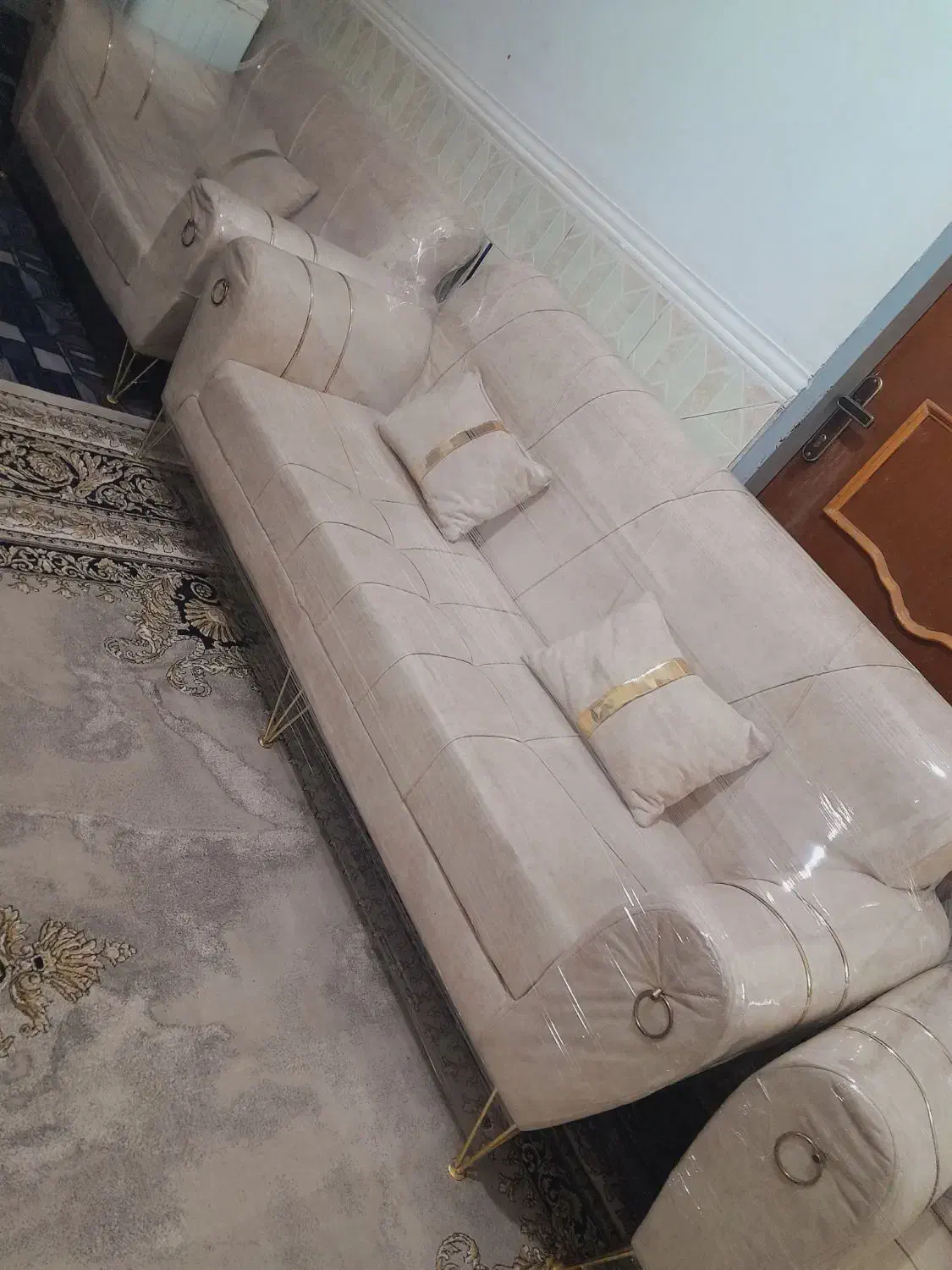 مبل ۷نفره راحتی کرمی سمساری بزرگ کوهکن|حراج|زابل, |دیوار