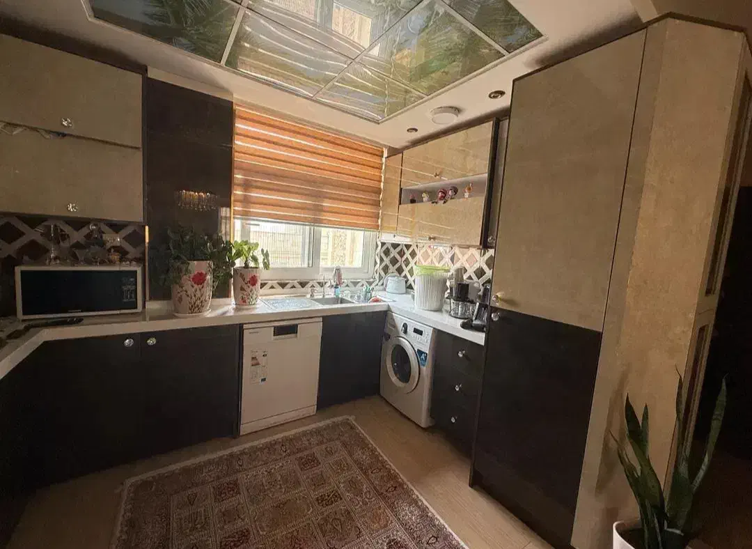 90متر*۲ خواب*موقعیت عالی*تمیز*فول امکانات