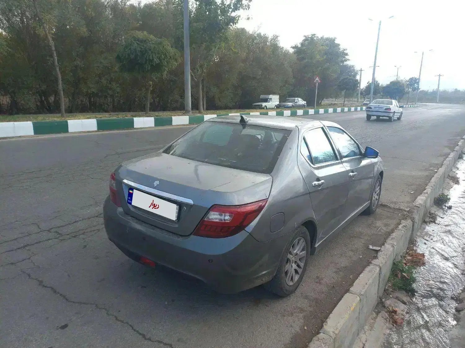 دنا پلاس مدل ۹۷|خودرو سواری و وانت|بروجرد, |دیوار