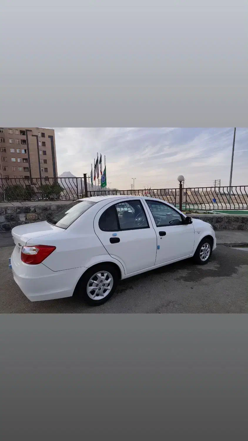 سایناs مدل 1402(85 گانه)|خودرو سواری و وانت|فولادشهر, C5|دیوار