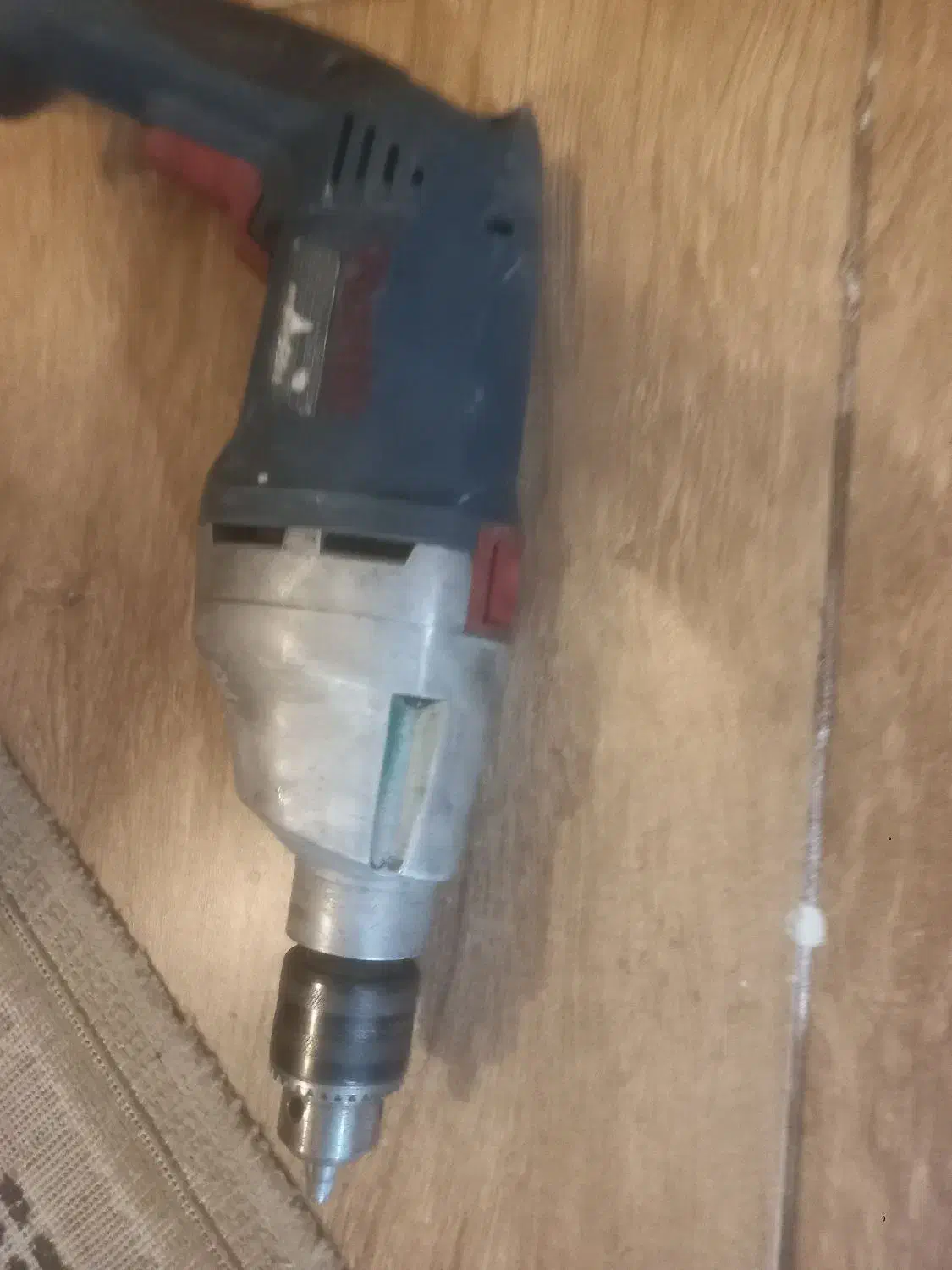 پیچ|کلکسیون اشیاء عتیقه|تربت جام, مطهری|دیوار