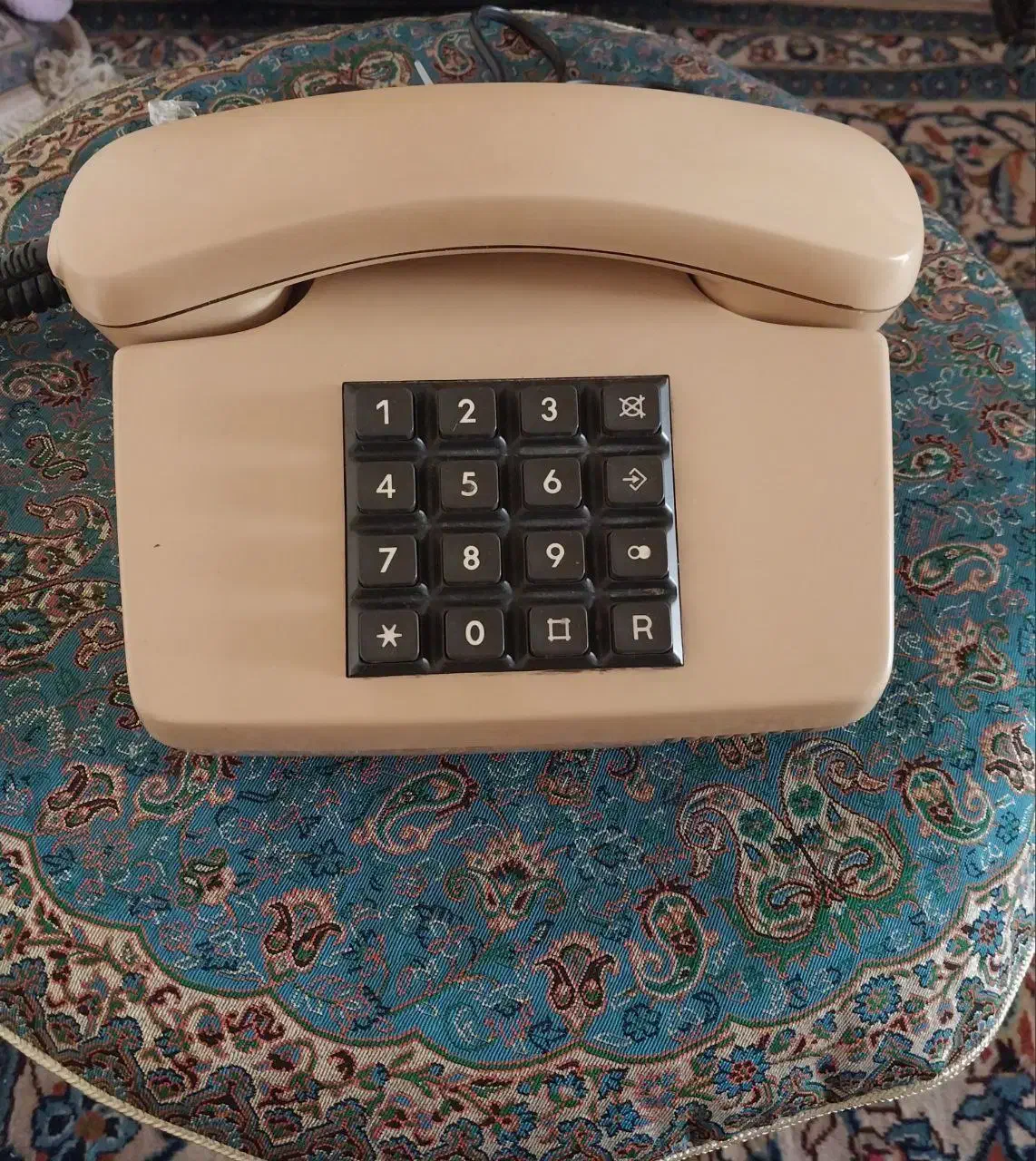 تلفن قدیمی آلمانی|تلفن رومیزی|تهران, حکیمیه|دیوار