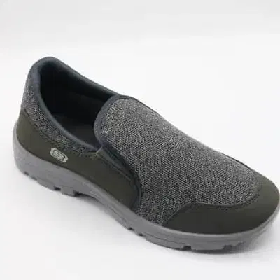 کارگاه کفاشی چرخکار ماهر کفش آقا و خانم|استخدام صنعتی، فنی، مهندسی|قم, علی آباد|دیوار