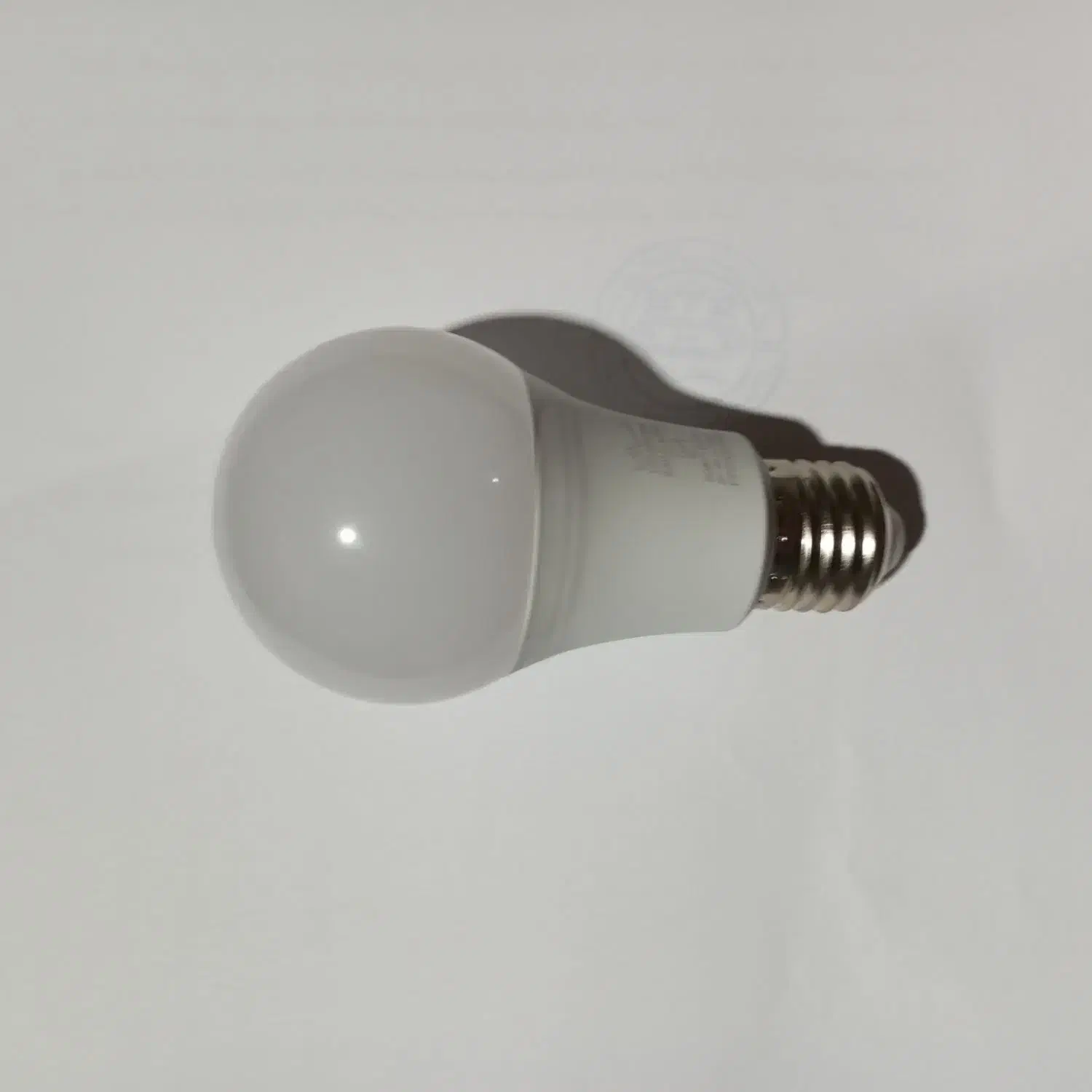 لامپ ایرانی 10وات (فروش عمده)|لامپ و چراغ|بردخون, |دیوار