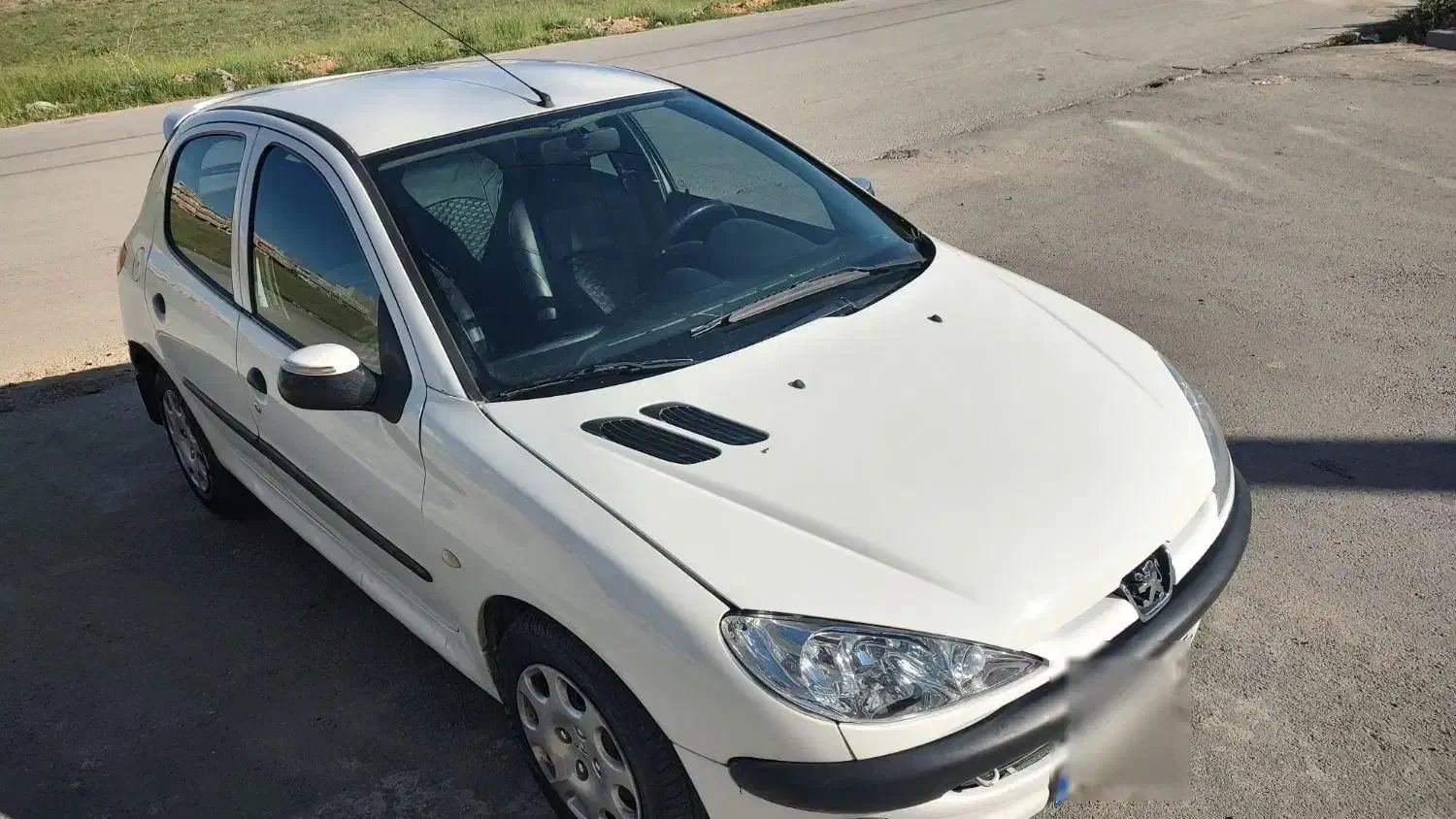 پژو ۲۰۶ تیپ ۲ سفید مدل ۹۱ با بیمه ۱۱ ماه|خودرو سواری و وانت|ارومیه, |دیوار