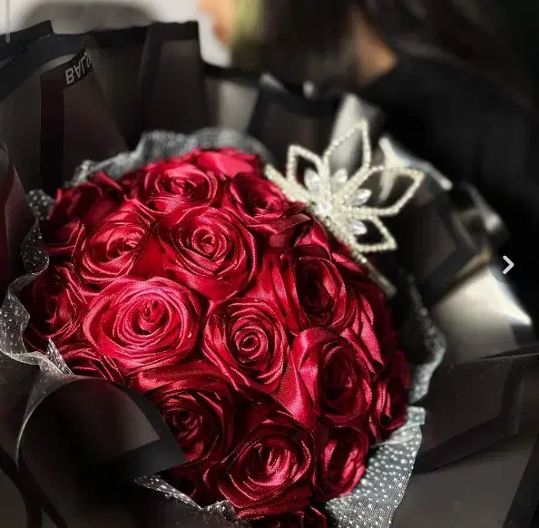 گل ربانی ولنتاین|گل مصنوعی|پرند, فاز ۱|دیوار