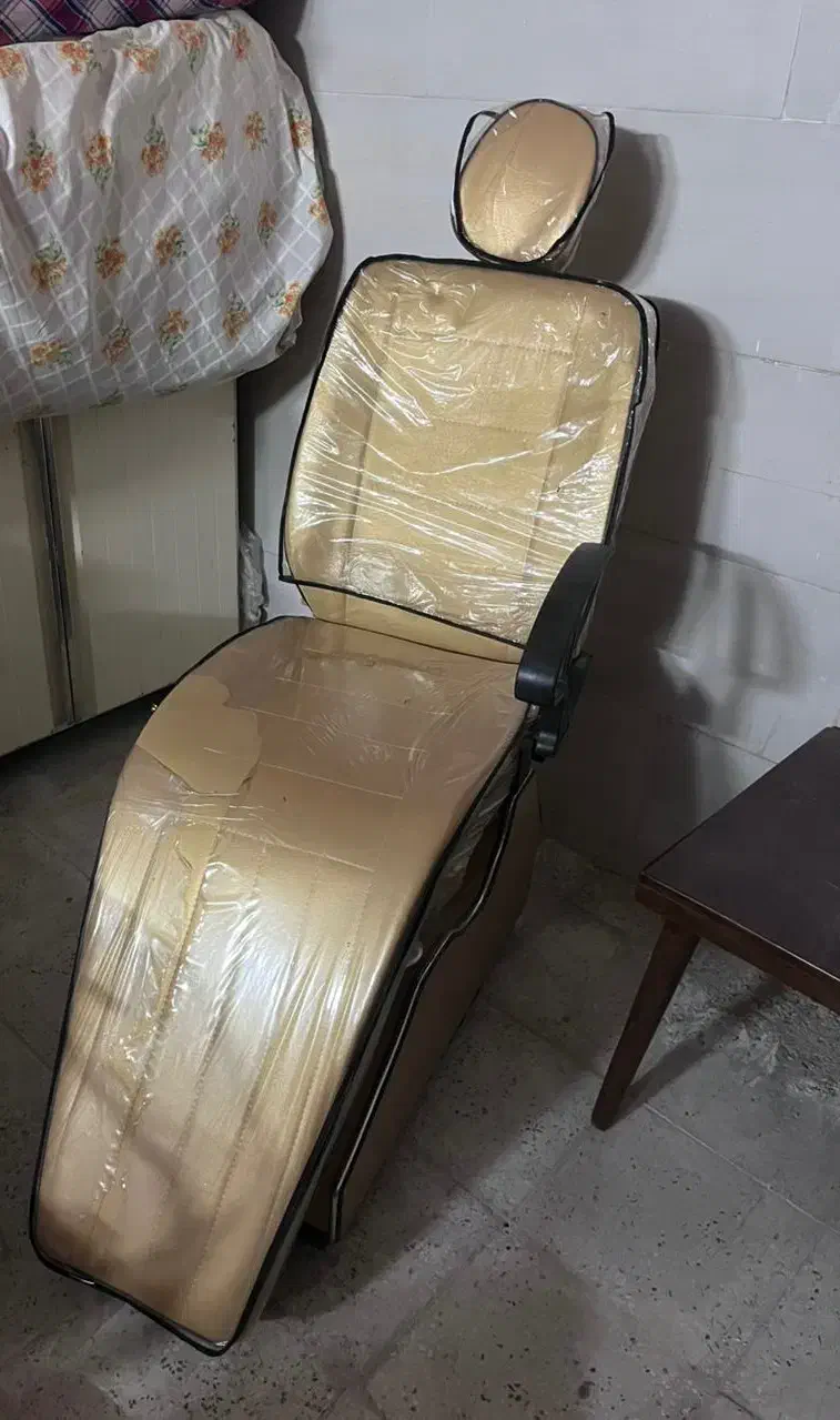 صندلی اصلاح میز ناخن|آرایشگاه و سالن‌های زیبایی|اصفهان, فروردین|دیوار