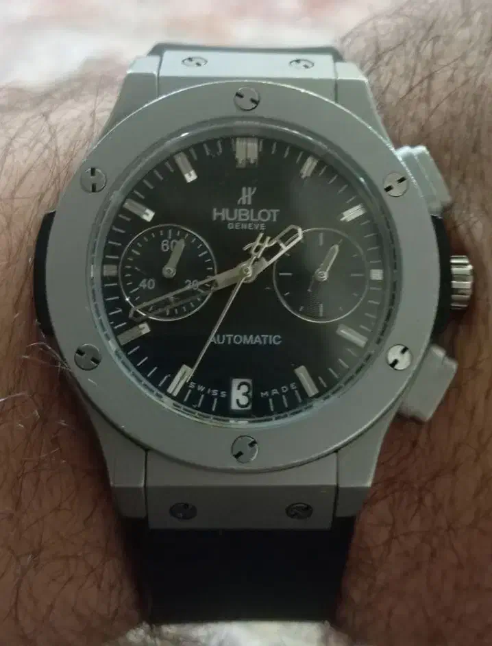 ساعت عقربه ای هالبوت|ساعت|تبریز, |دیوار