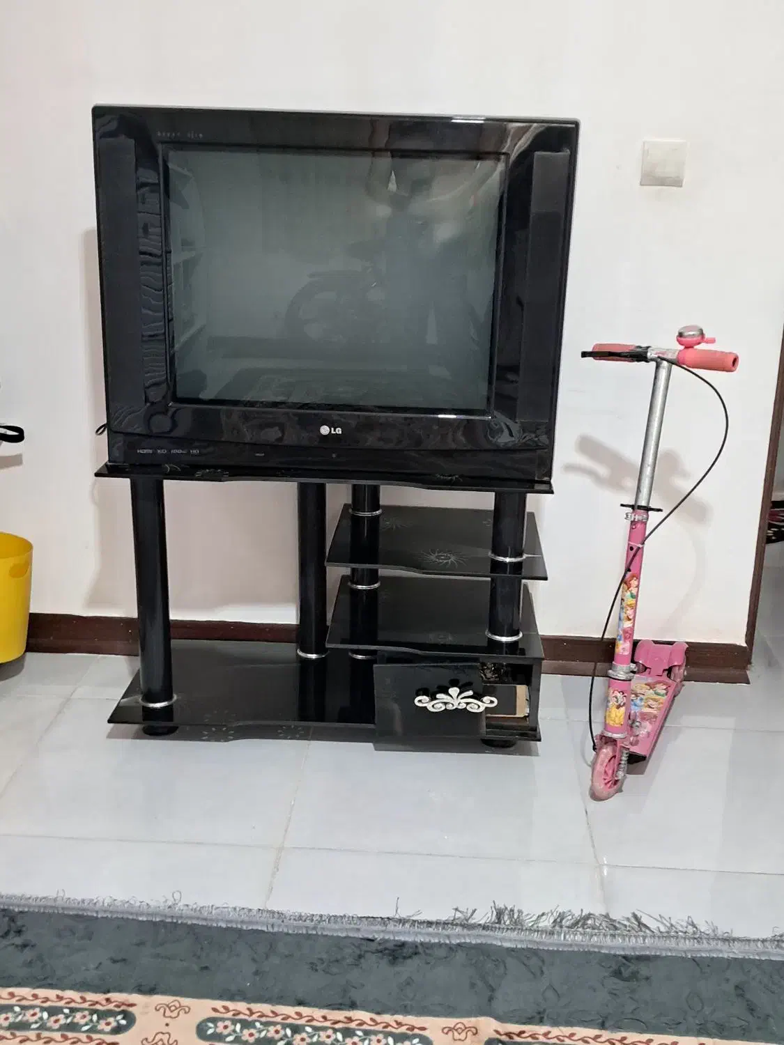 تلویزیون 32 LG صفحه تخت|تلویزیون و پروژکتور|کنارک, |دیوار