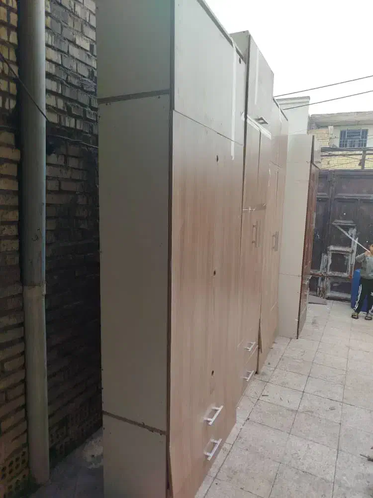 کمد دیواری در حد نو|جاکفشی، کمد، دراور|اهواز, منبع اب|دیوار