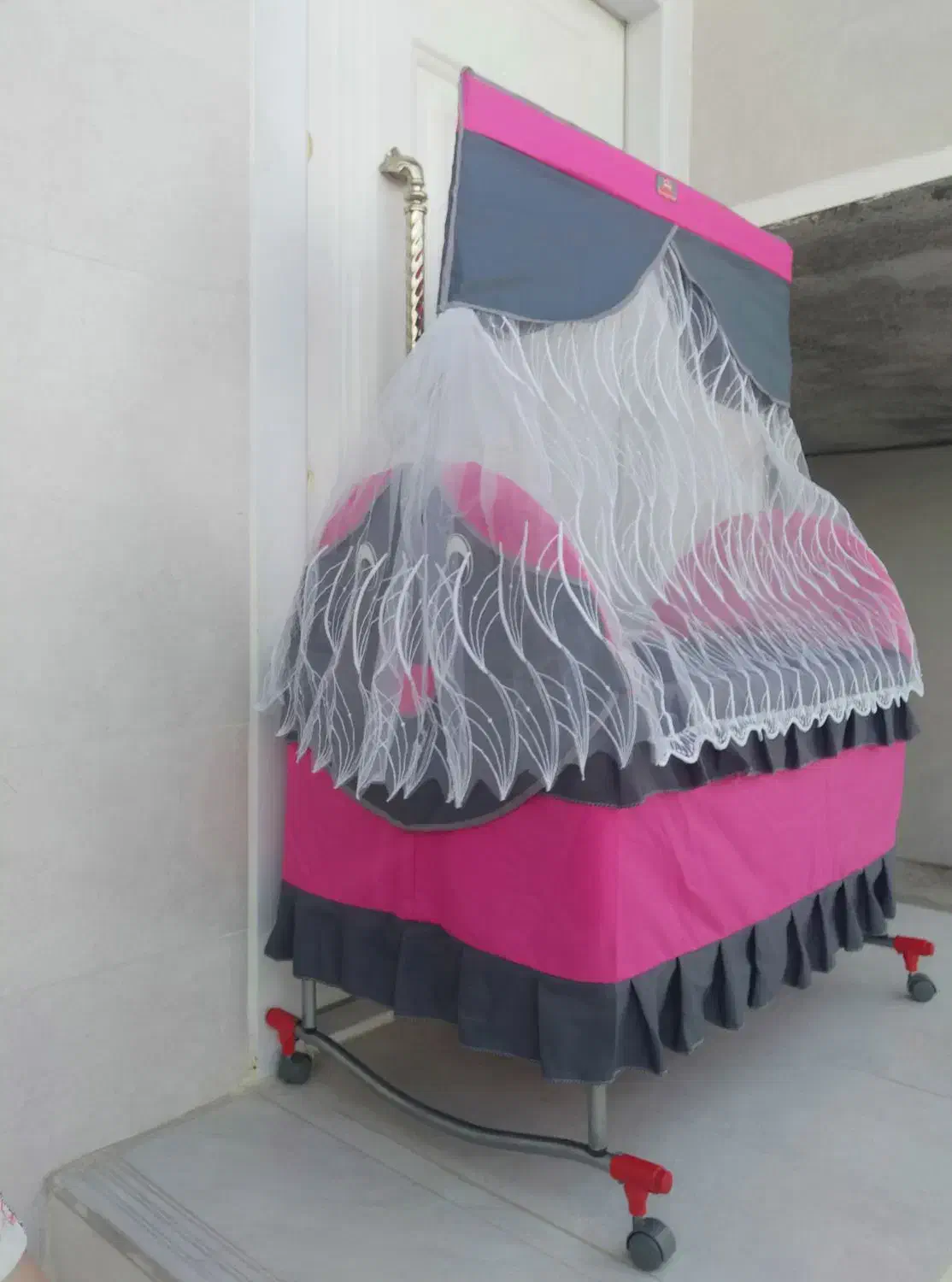 گهواره|تخت و سرویس خواب|دهدشت, |دیوار