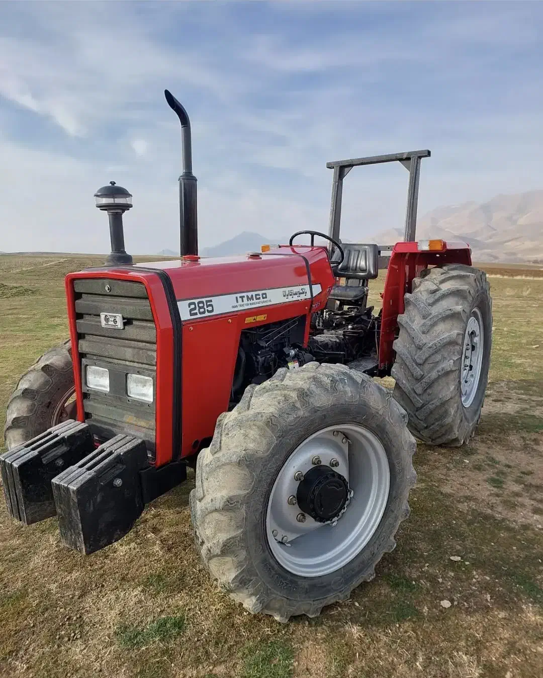 تراکتور ۲۸۵ جفت کارخانه|خودرو سنگین|تهران, ستارخان|دیوار