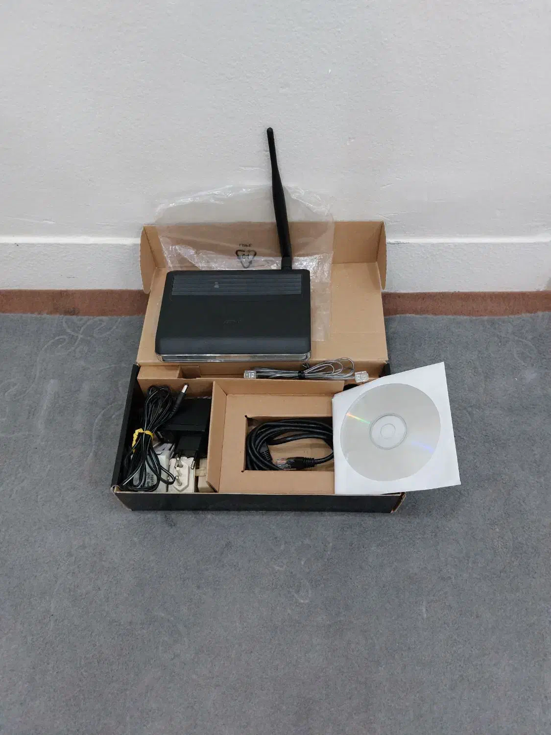 فروش مودم ADSL مارک ASUS مدل N10|مودم و تجهیزات شبکه|شیراز, فرگاز|دیوار