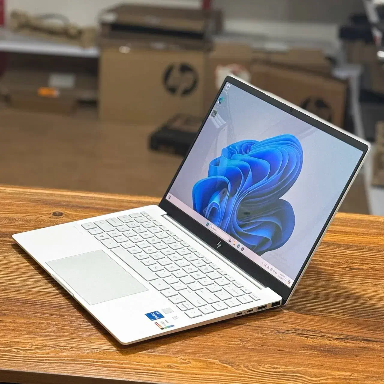 اولترا بوک HP PAVILION PLUS 14|رایانه همراه|شیراز, محراب|دیوار