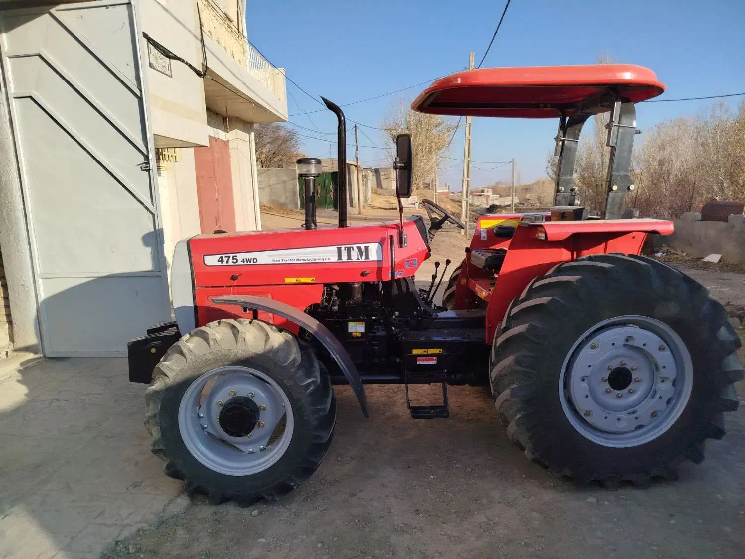 تراکتور ۴۷۵مدل ۴۰۴ کارکرد ۹۷ساعت|خودرو سنگین|دهگلان, |دیوار