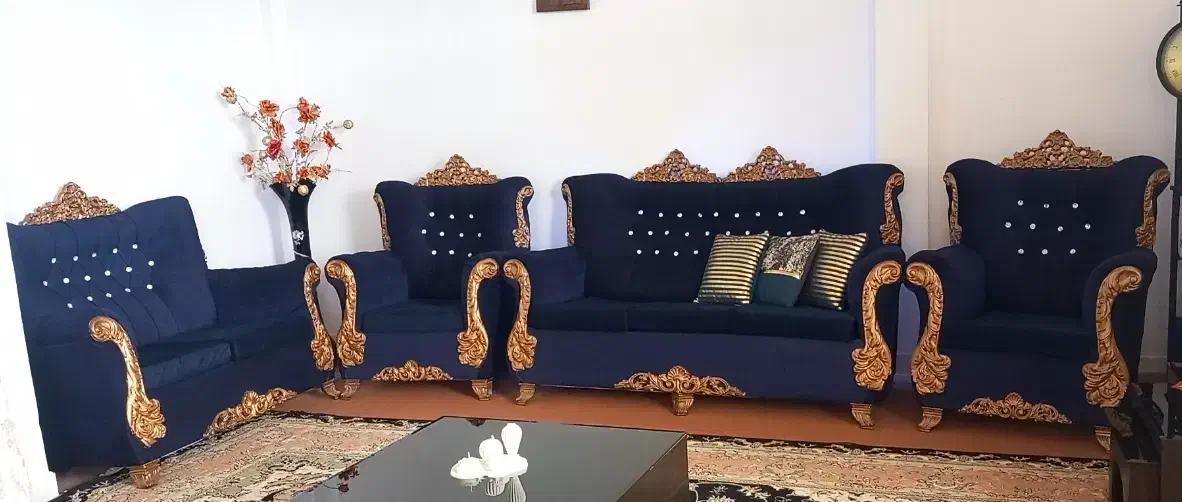 مبل ۷نفره|مبلمان خانگی و میز عسلی|بروجرد, |دیوار