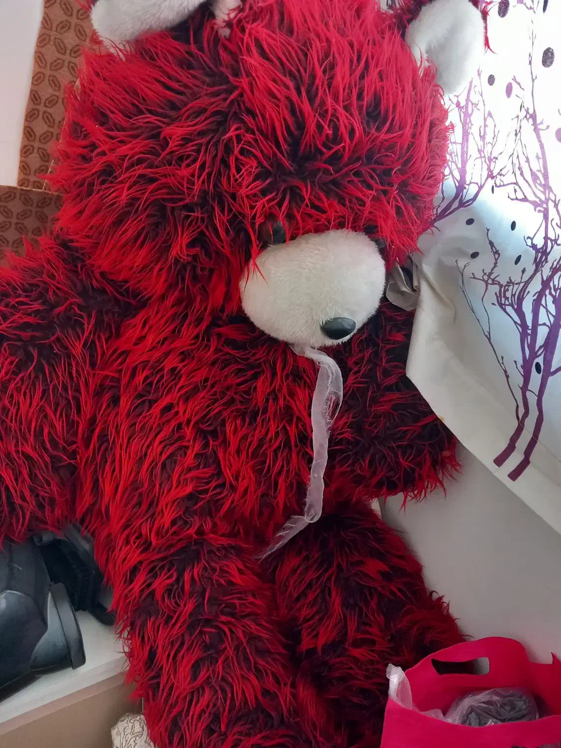 خرس بزرگ|اسباب‌بازی بچه|قم, باغ شازده|دیوار