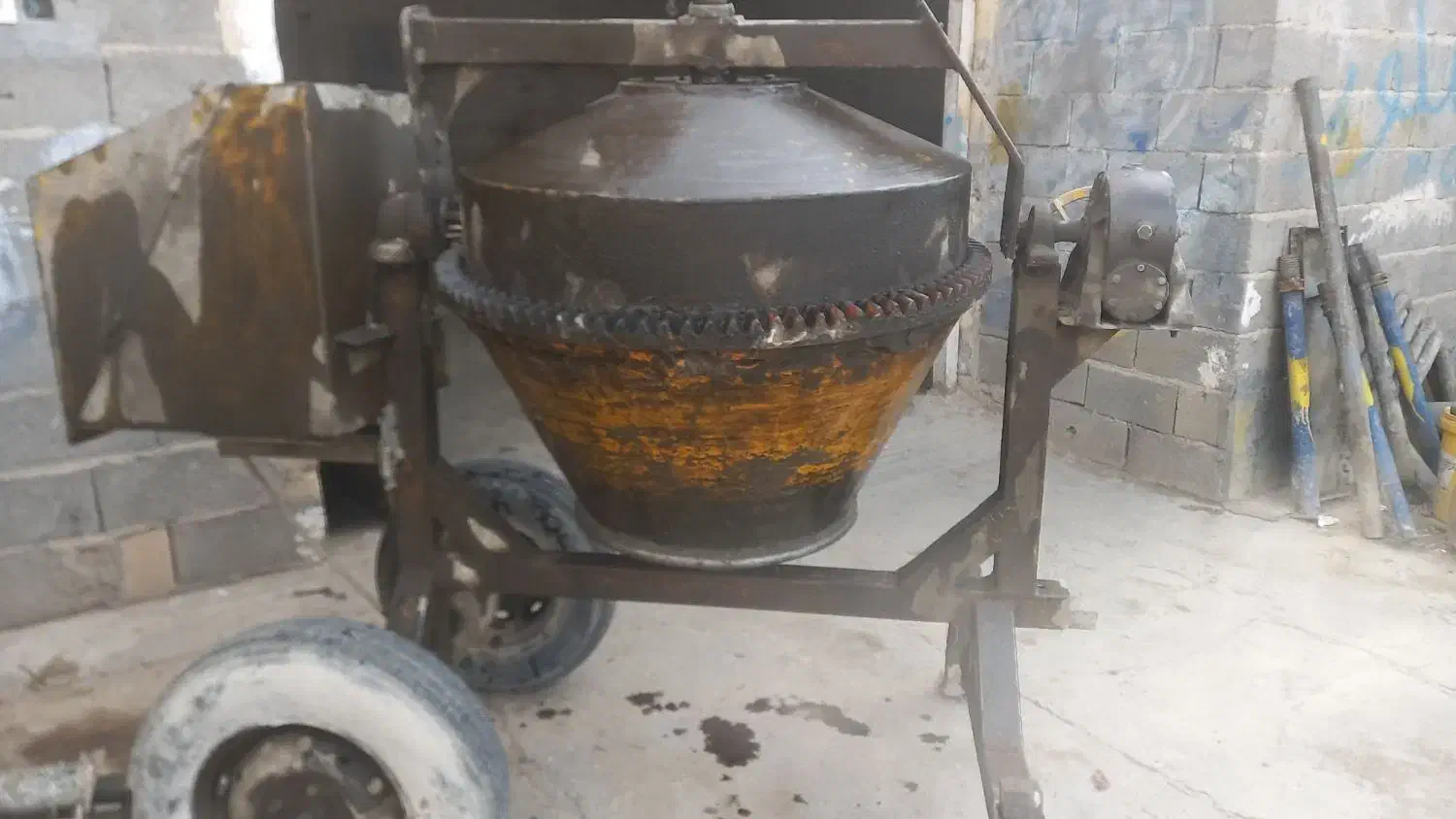 بتونیر دنده کمری|مصالح و تجهیزات ساختمان|نهاوند, |دیوار