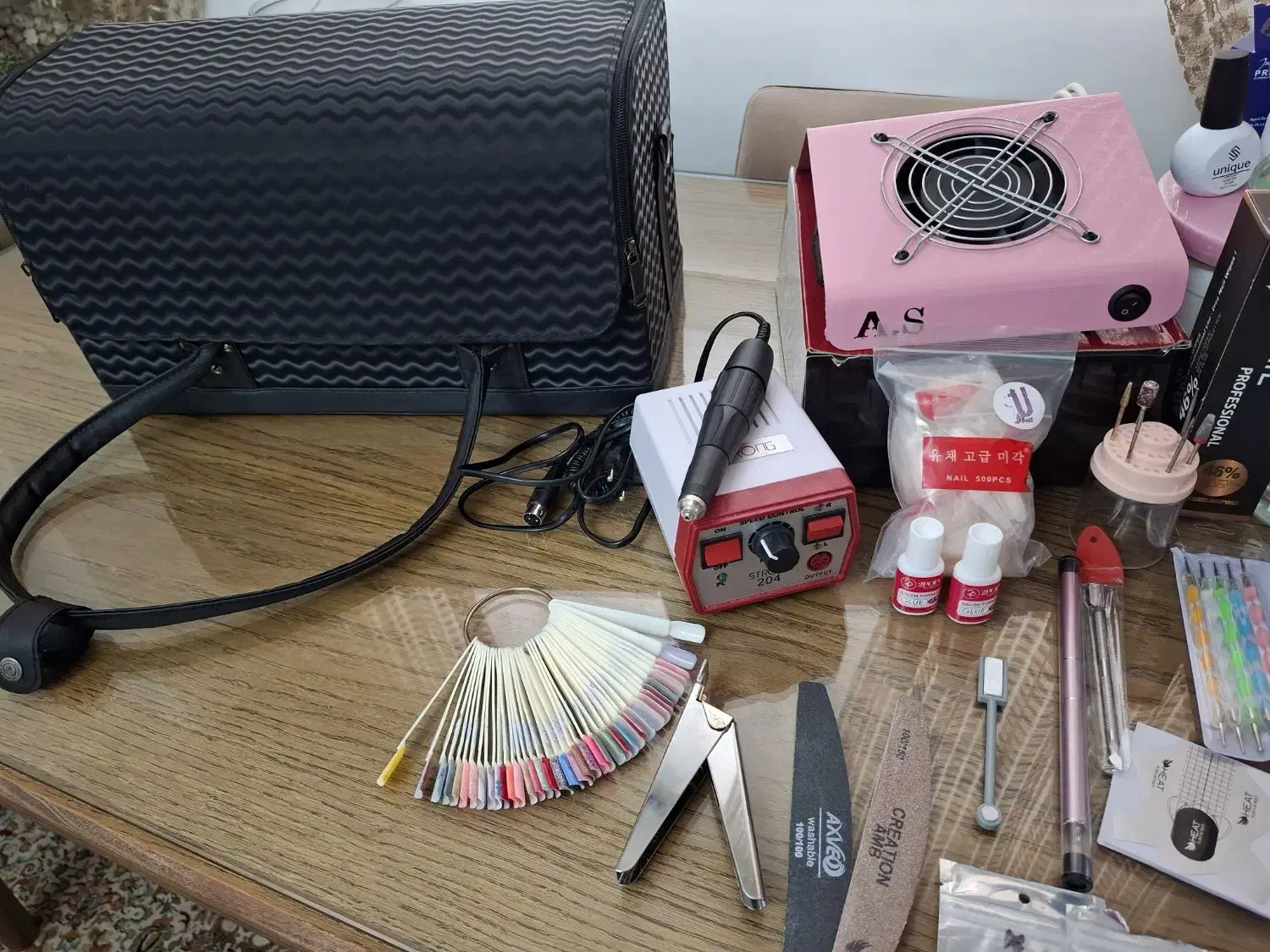 لوازم کاشت ناخن|آرایشی، بهداشتی، درمانی|اراک, |دیوار