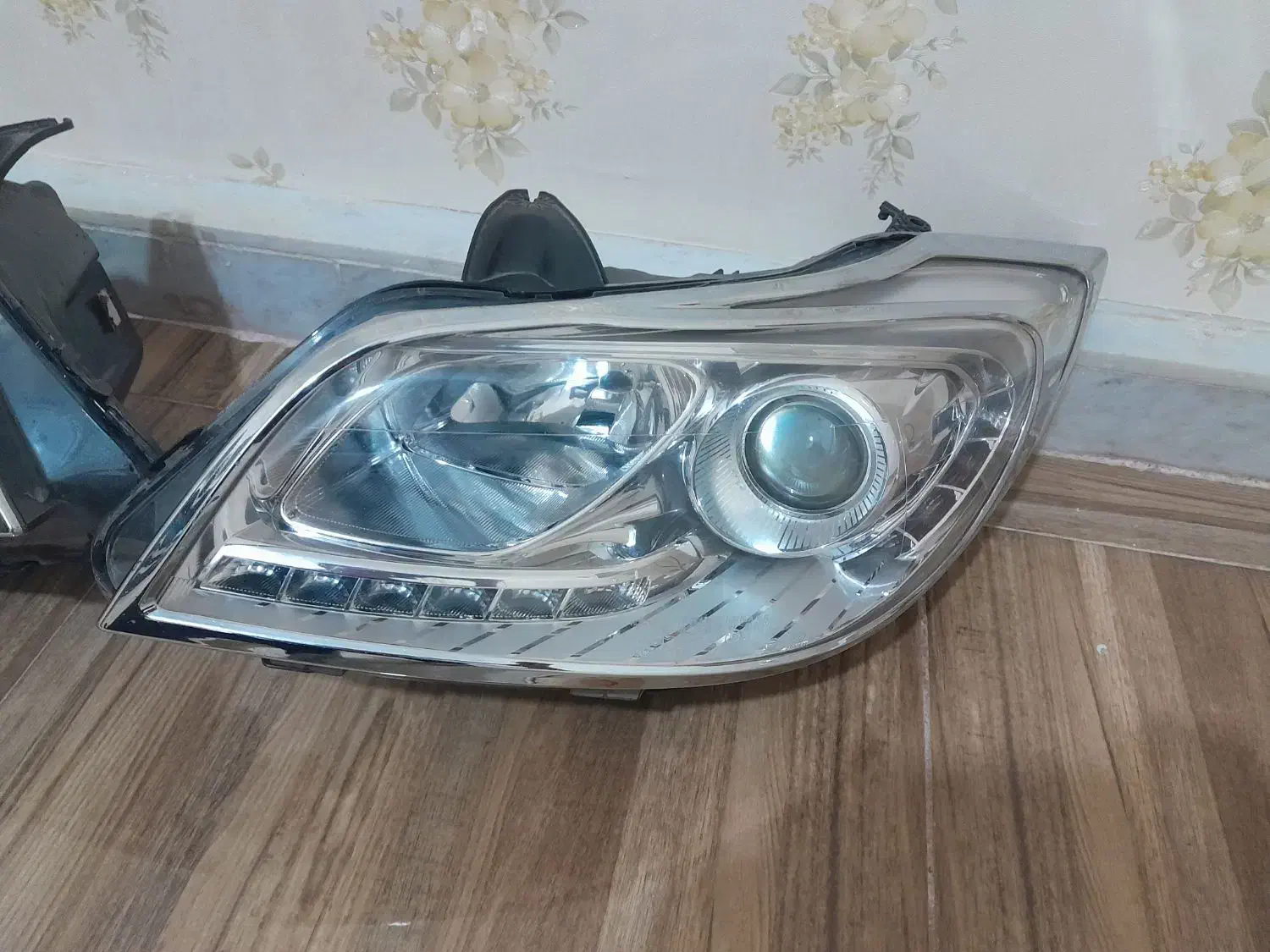 چراغ هایما|قطعات یدکی و لوازم جانبی|تهران, شهرک علم و فناوری|دیوار