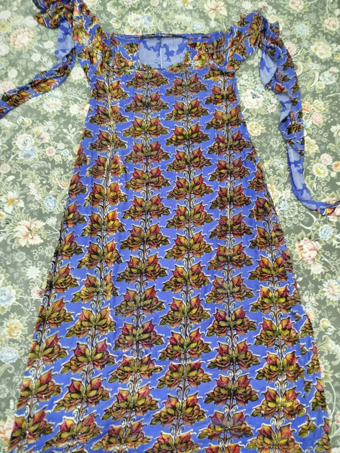 کراس مخمل|لباس|جوانرود, |دیوار