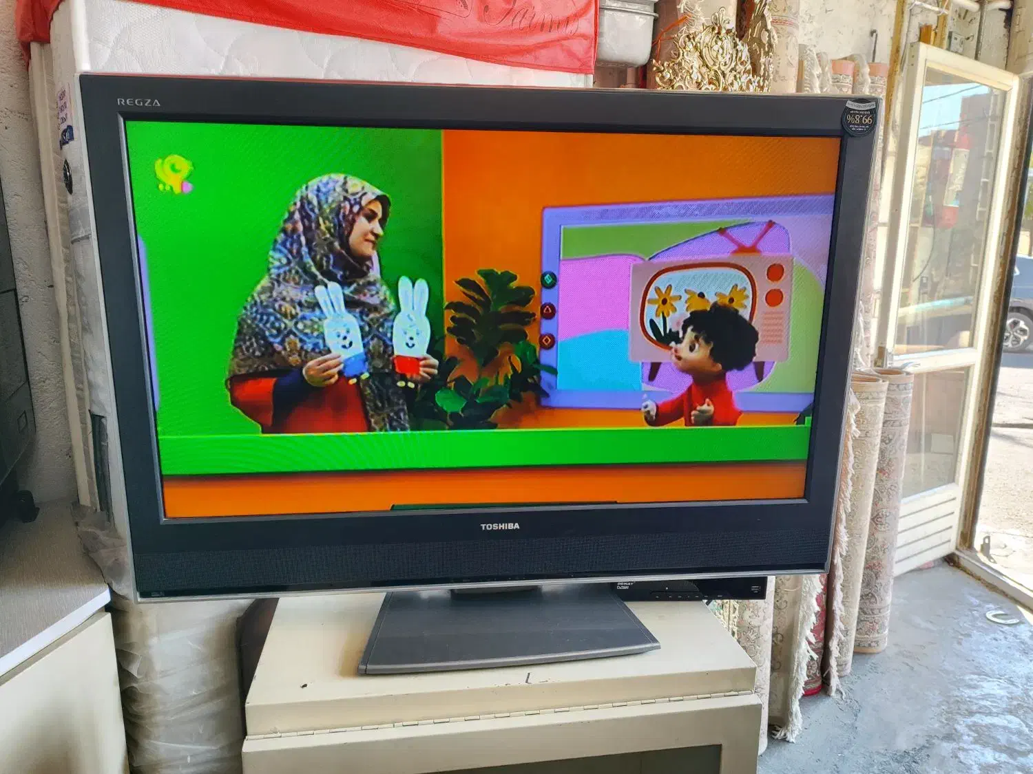 تلویزیون ال سی دی ۴۰ اینچ توشیبا ساخت اندونزی|تلویزیون و پروژکتور|تبریز, |دیوار