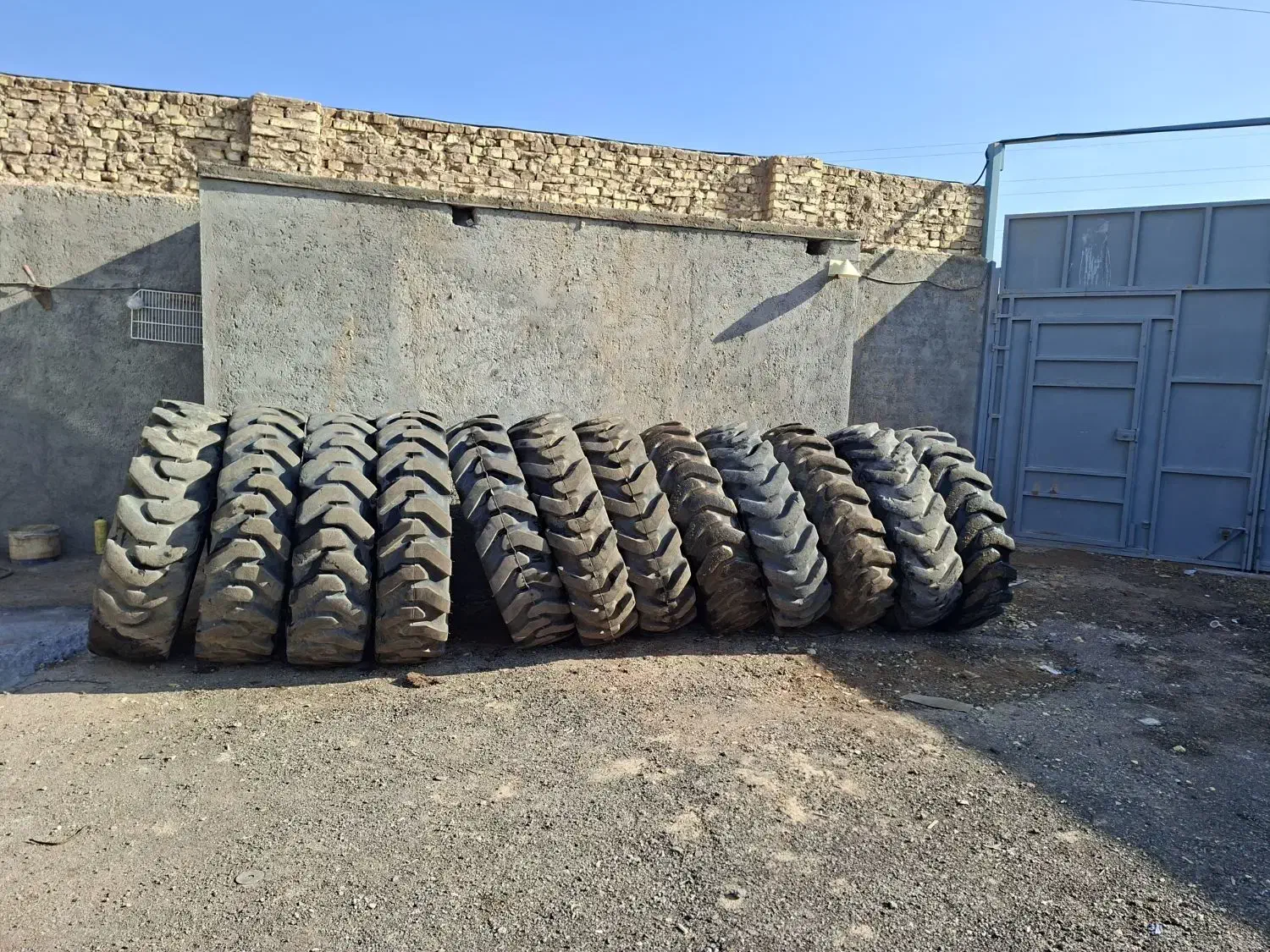 لاستیک گریدر نو تقویتی|قطعات یدکی و لوازم جانبی|یزد, |دیوار