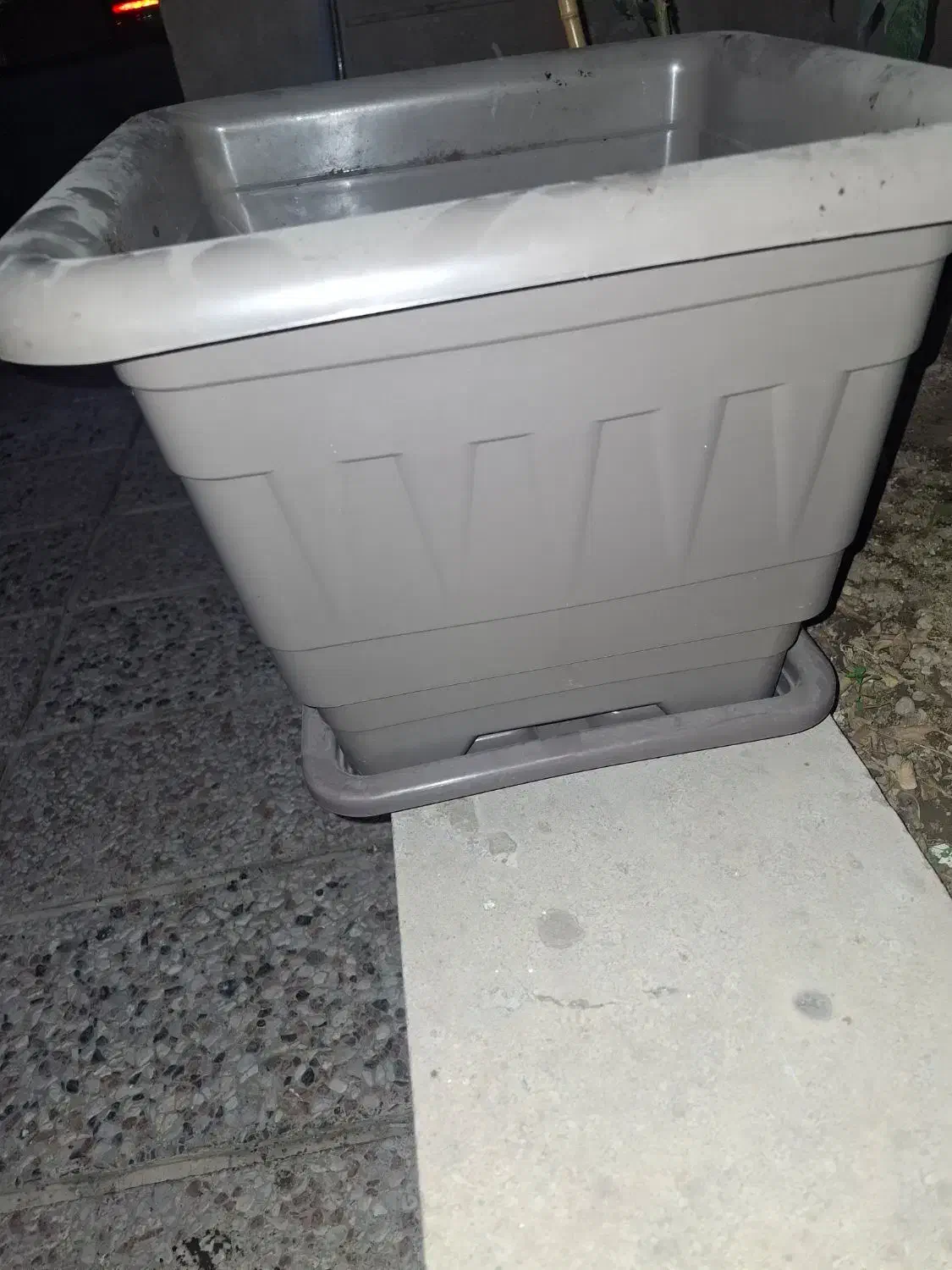 گلدان بزرگ|گل مصنوعی|تهران, دهقان|دیوار